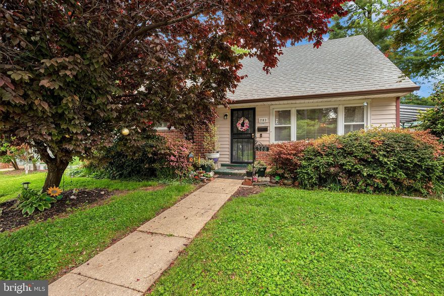 Expanded and thoughtfully updated, this charming Silver Spring home offers flexible living space, important system upgrades, and a layout that lives larger than expected. The updated kitchen plus roof and gutters, newer water heater, and recently replaced HVAC provide peace of mind for the next owner. Multiple levels create versatility for a variety of living needs, while the backyard offers additional storage and workshop potential. Conveniently located near commuter routes, shopping, dining, and everyday amenities.