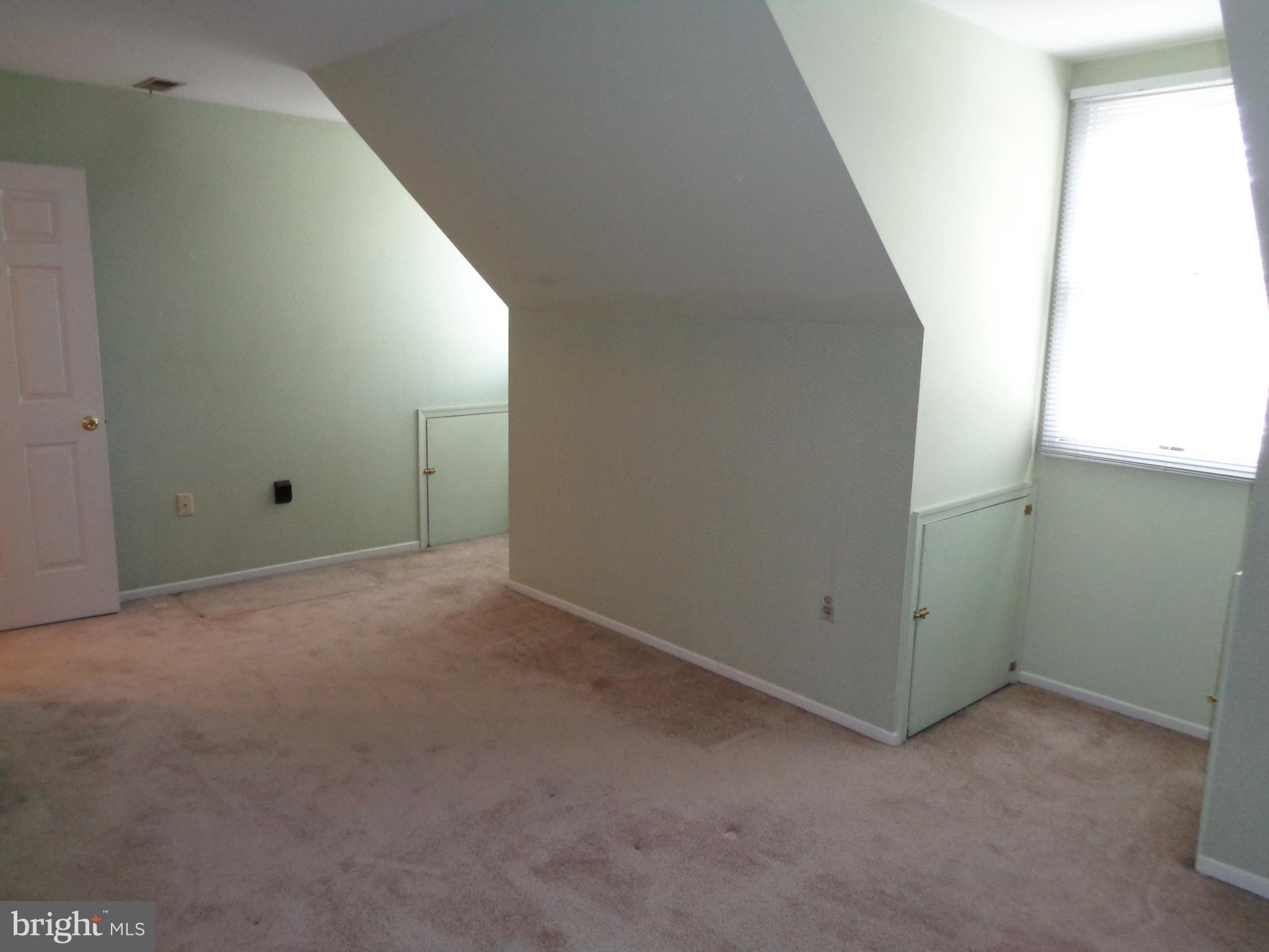 ST CHARLES SUB - HAMPSHIRE - Residential