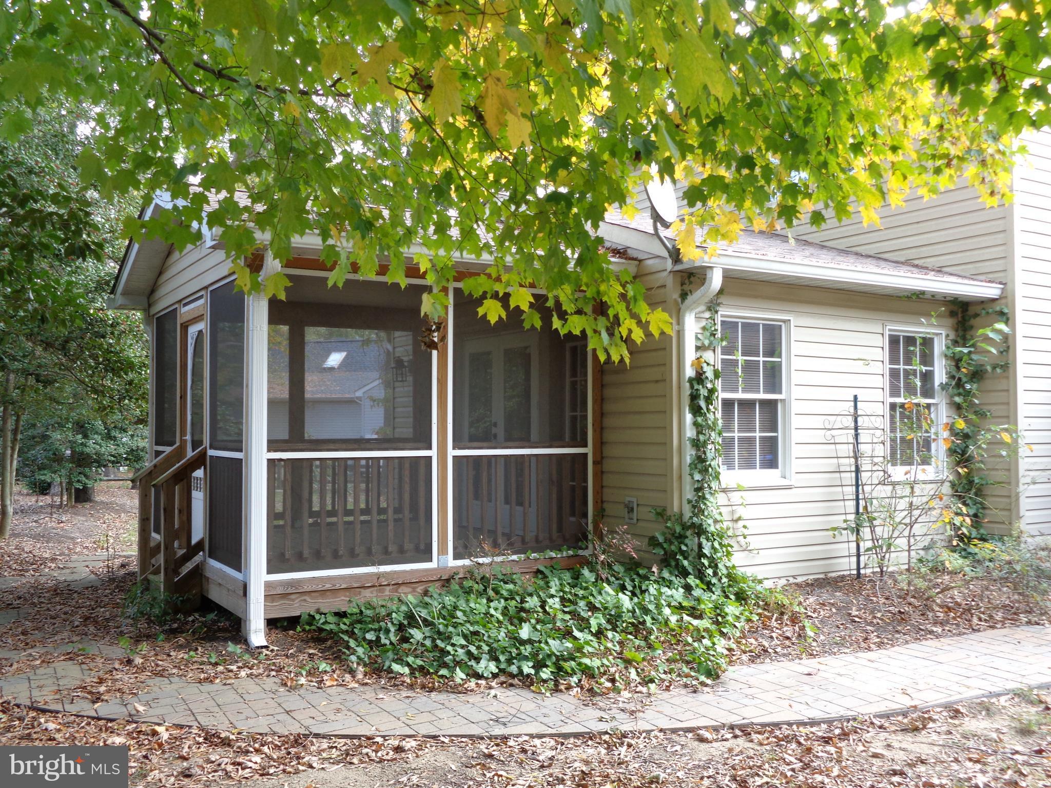 ST CHARLES SUB - HAMPSHIRE - Residential