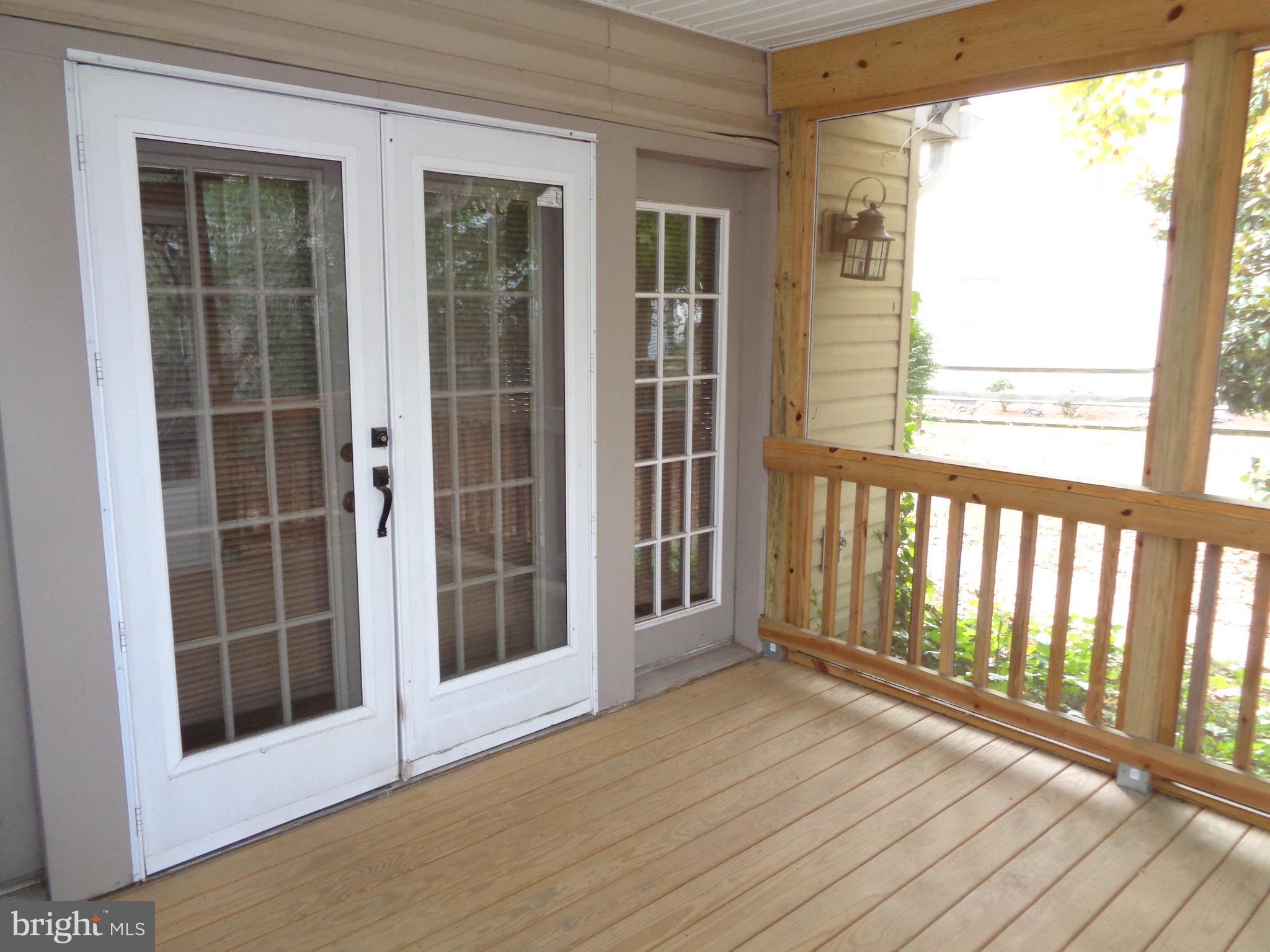 ST CHARLES SUB - HAMPSHIRE - Residential