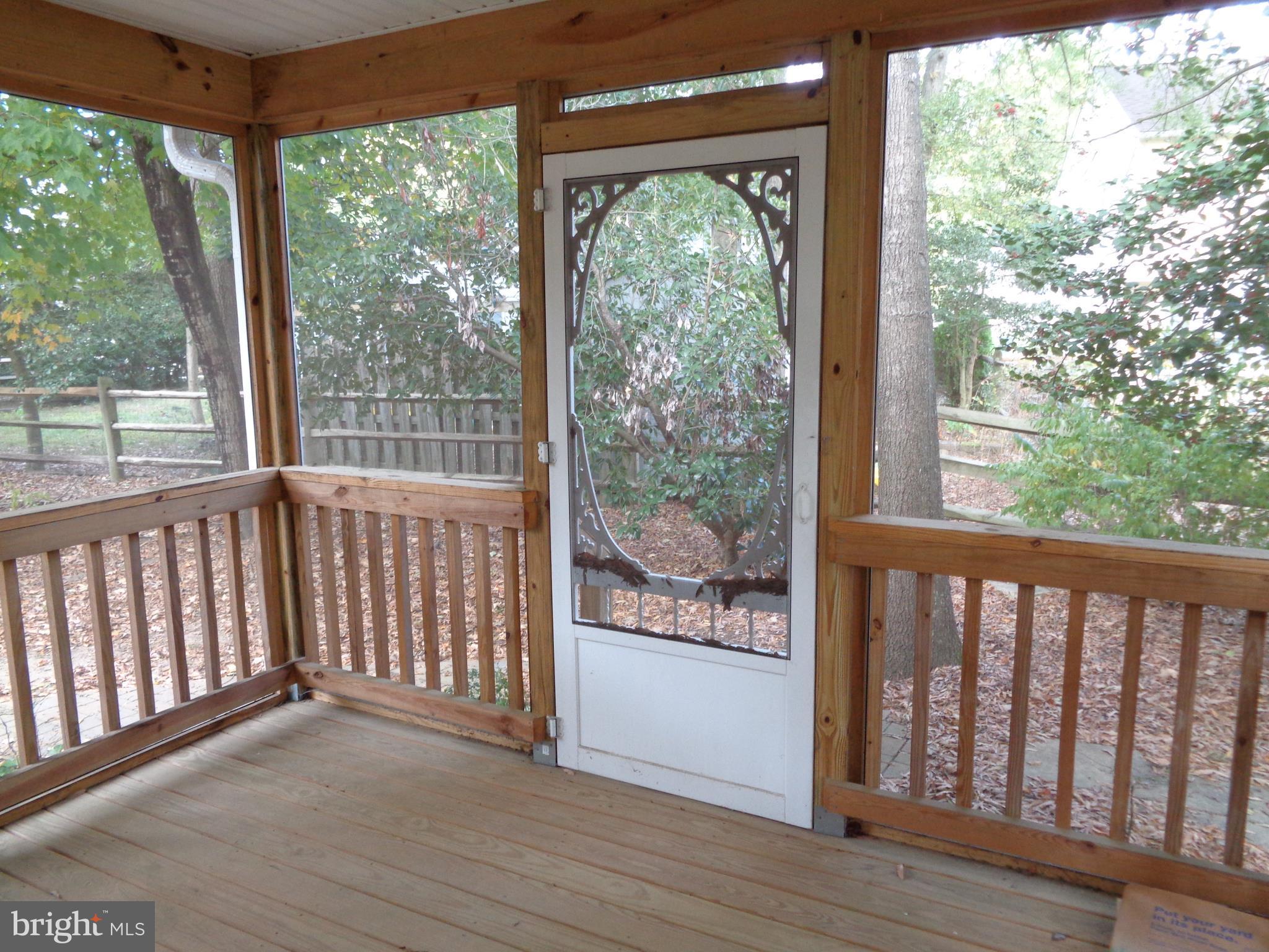 ST CHARLES SUB - HAMPSHIRE - Residential