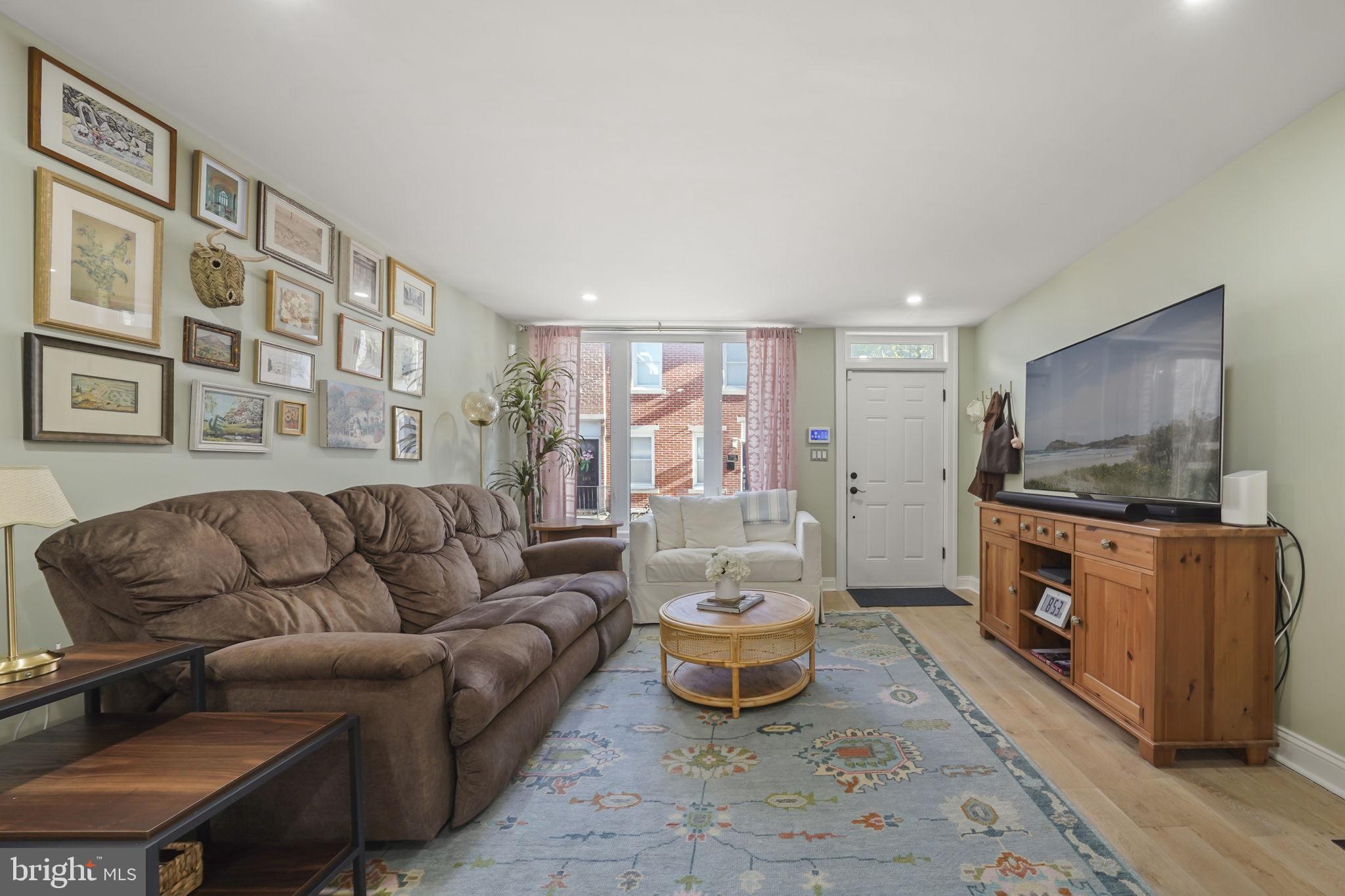 GRADUATE HOSPITAL - Residential