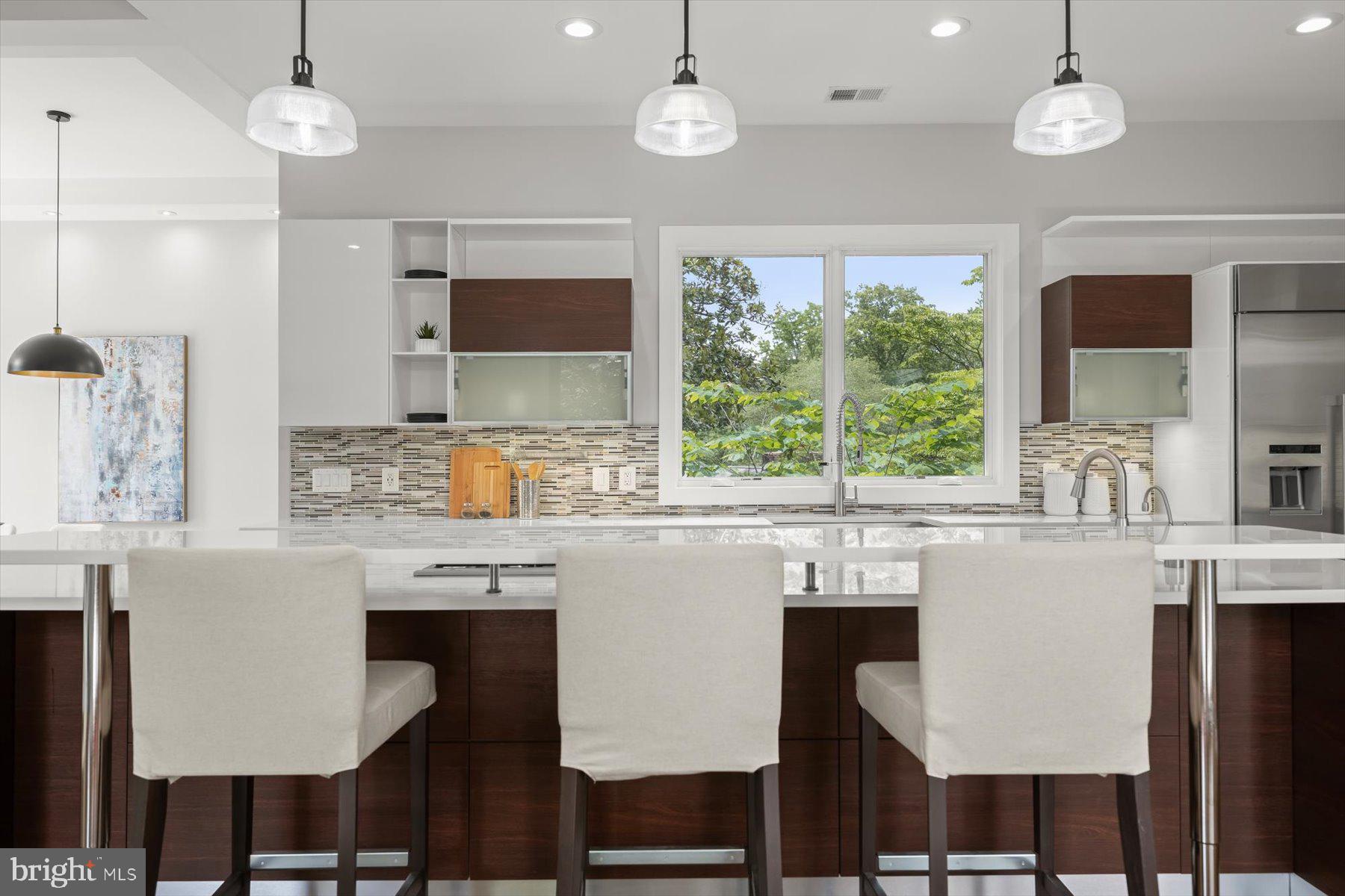 GOLF CLUB MANOR - Residential