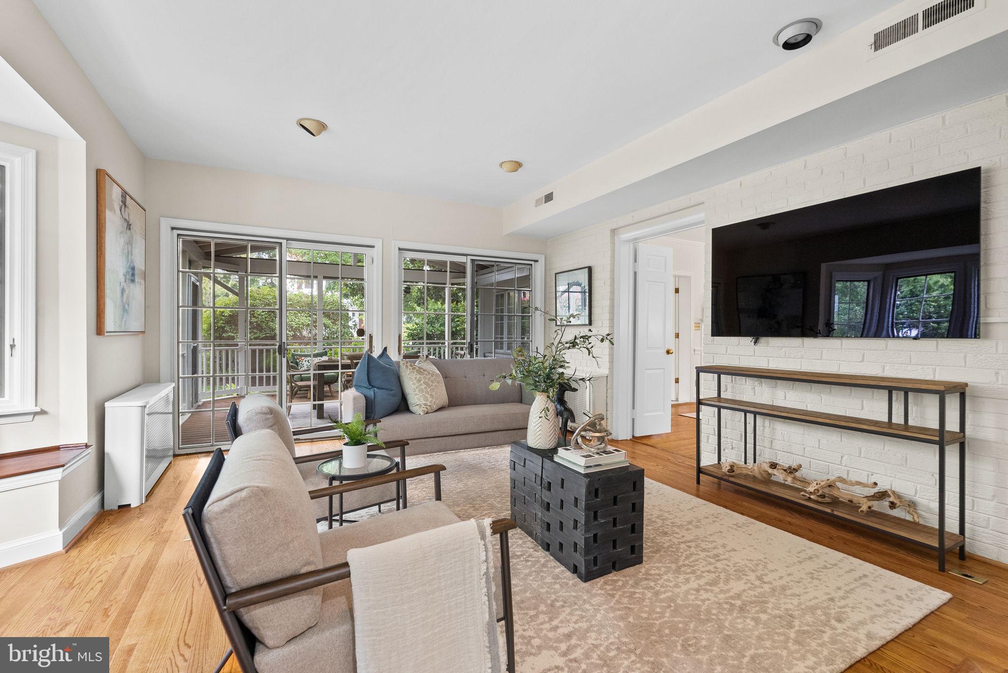 GEORGE WASHINGTON PARK - Residential