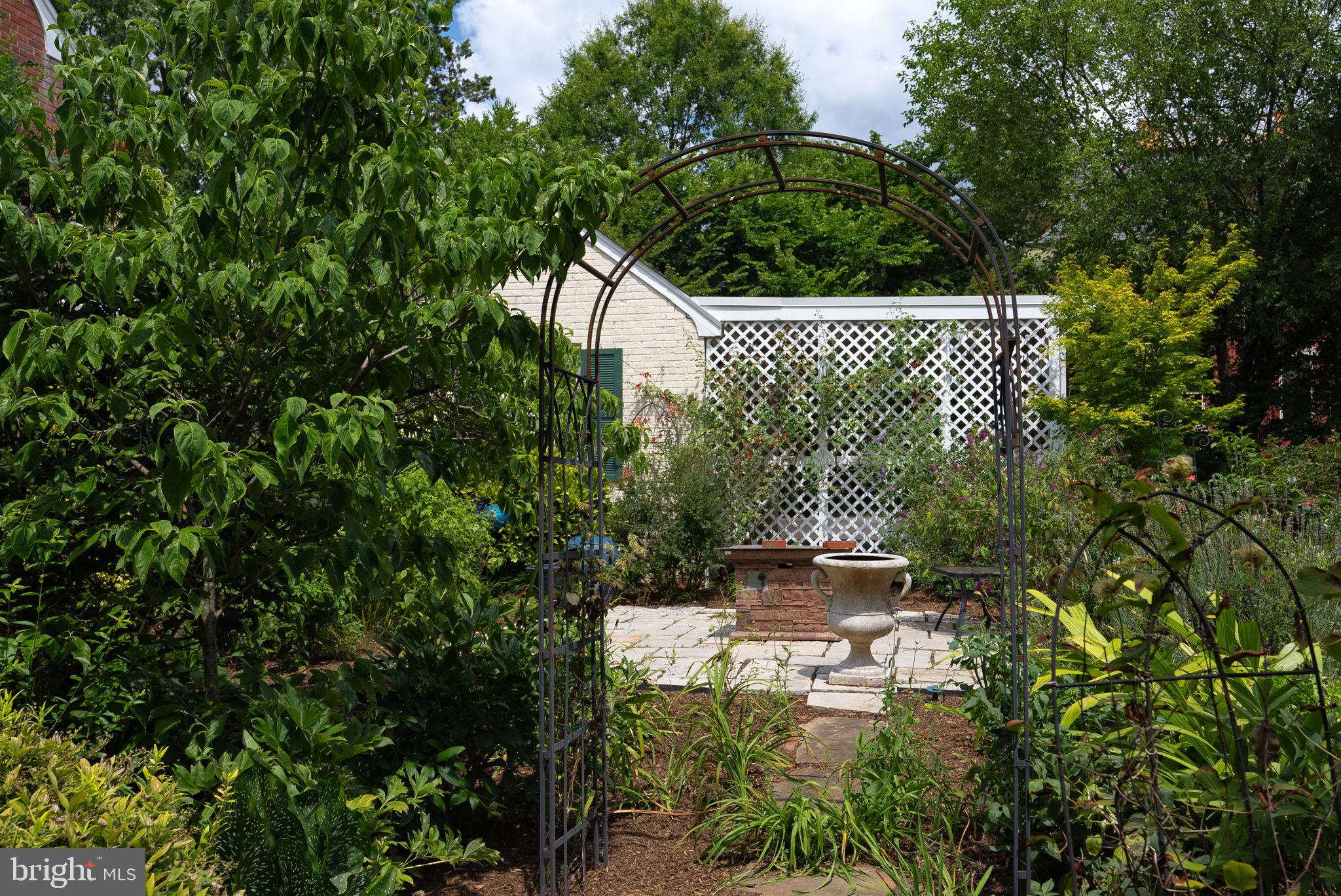 GEORGE WASHINGTON PARK - Residential