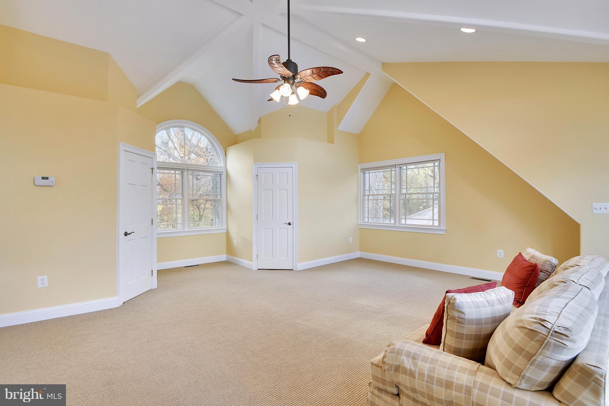 WEST RIVER - Residential