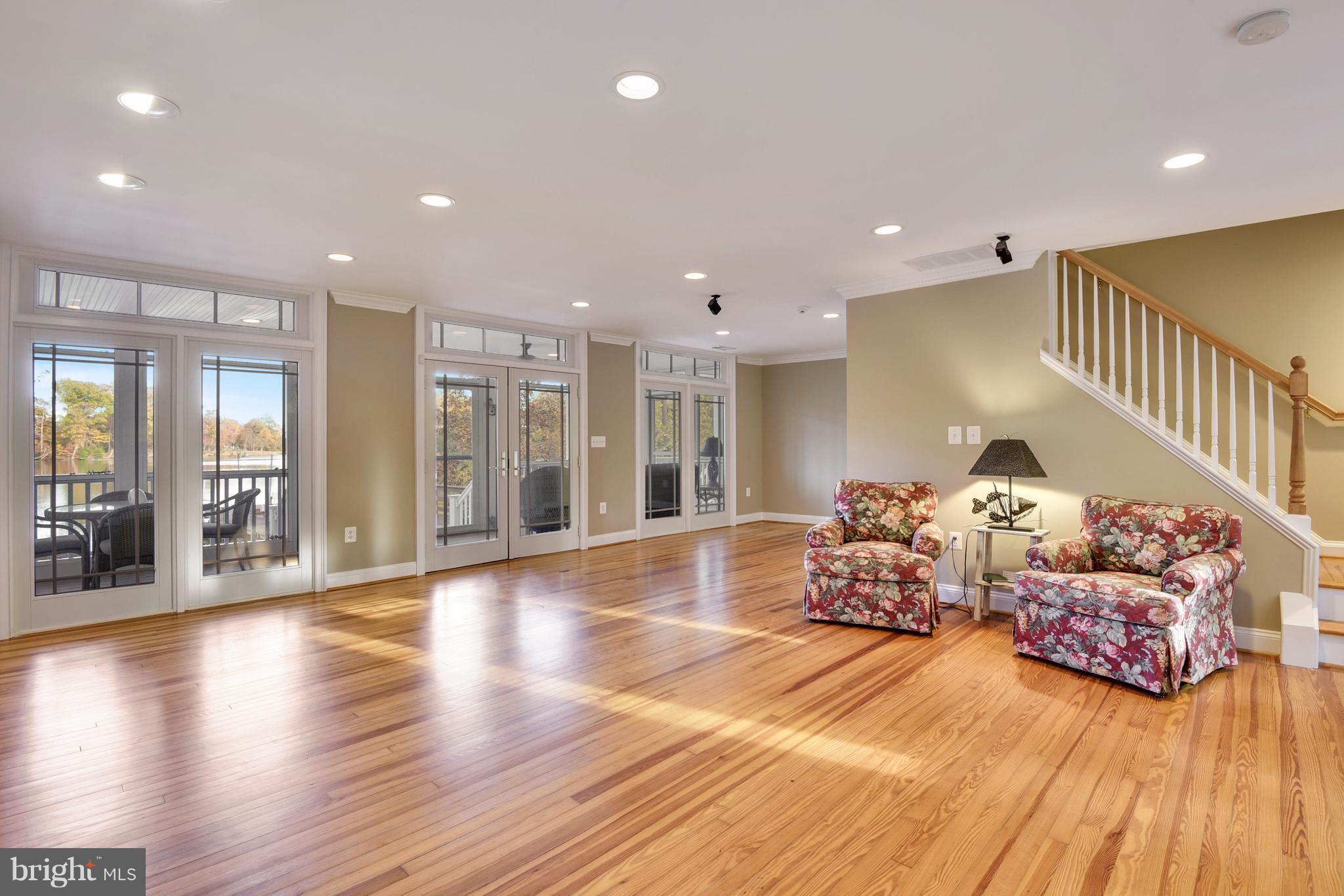 WEST RIVER - Residential