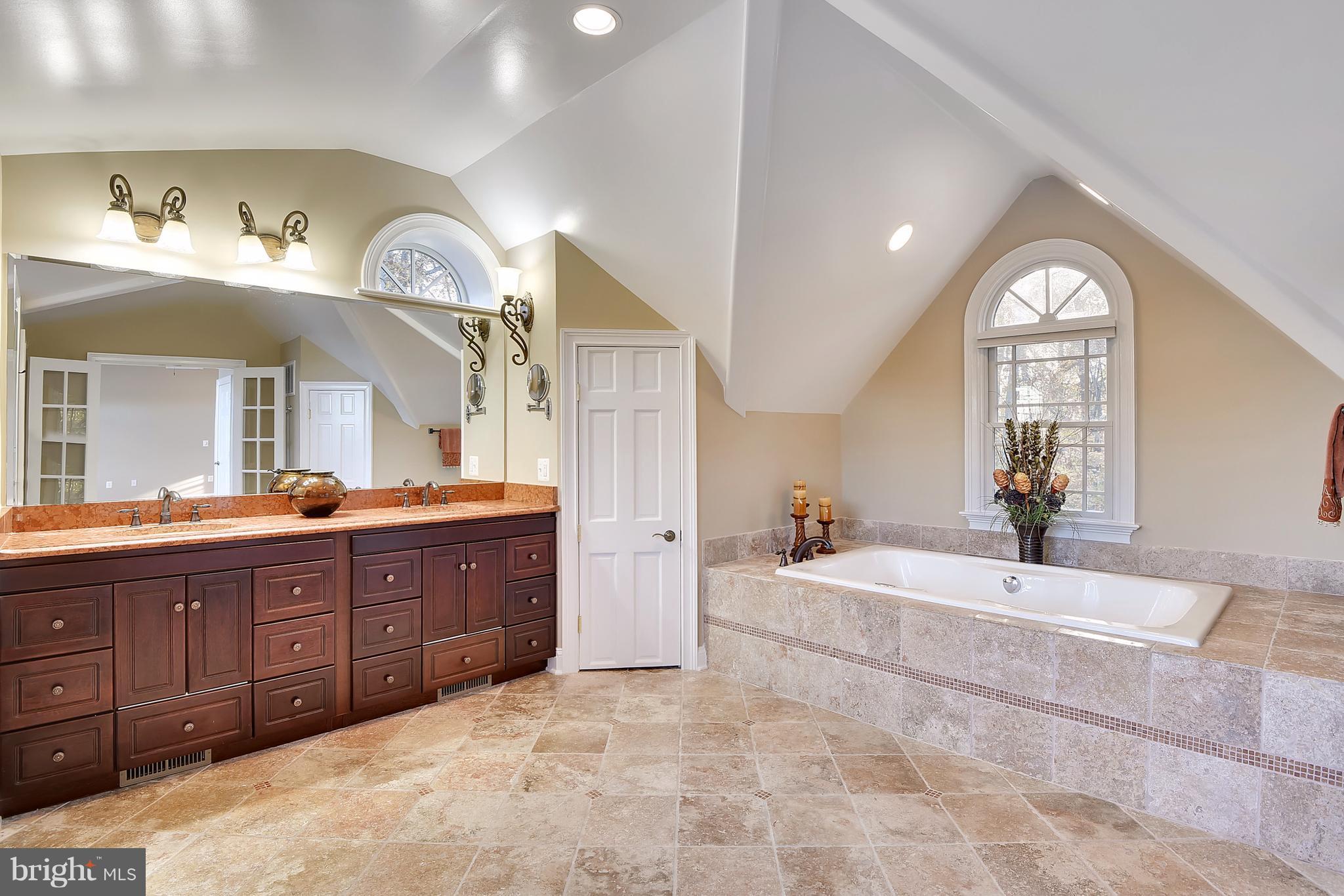 WEST RIVER - Residential