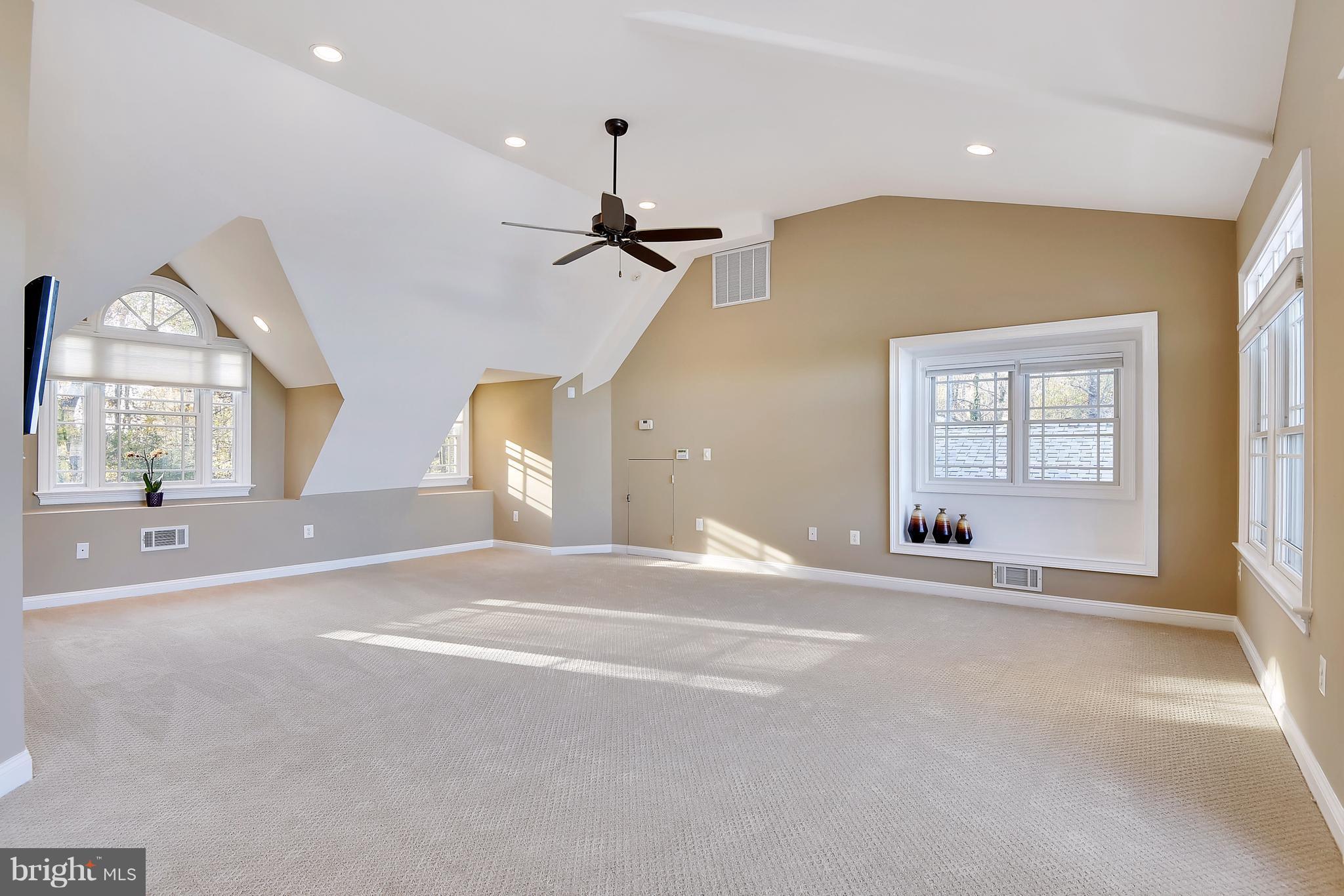 WEST RIVER - Residential