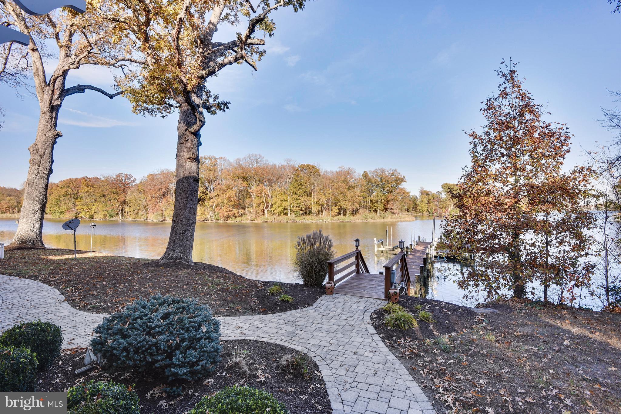 WEST RIVER - Residential