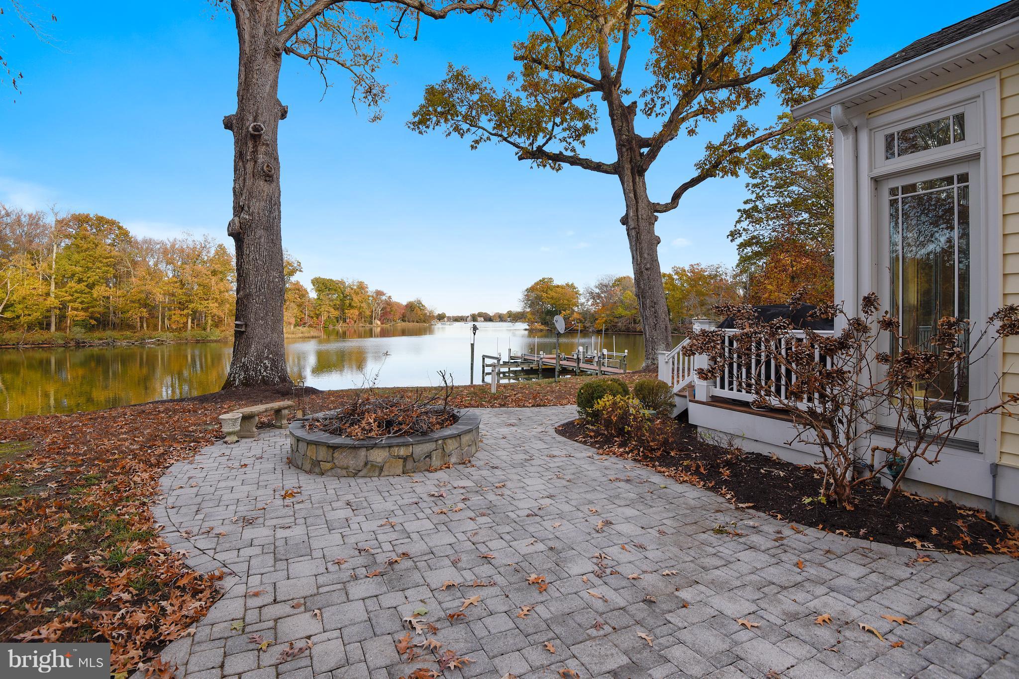 WEST RIVER - Residential