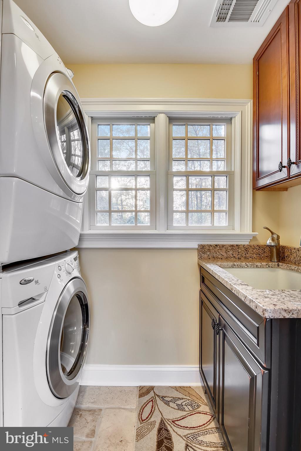 WEST RIVER - Residential