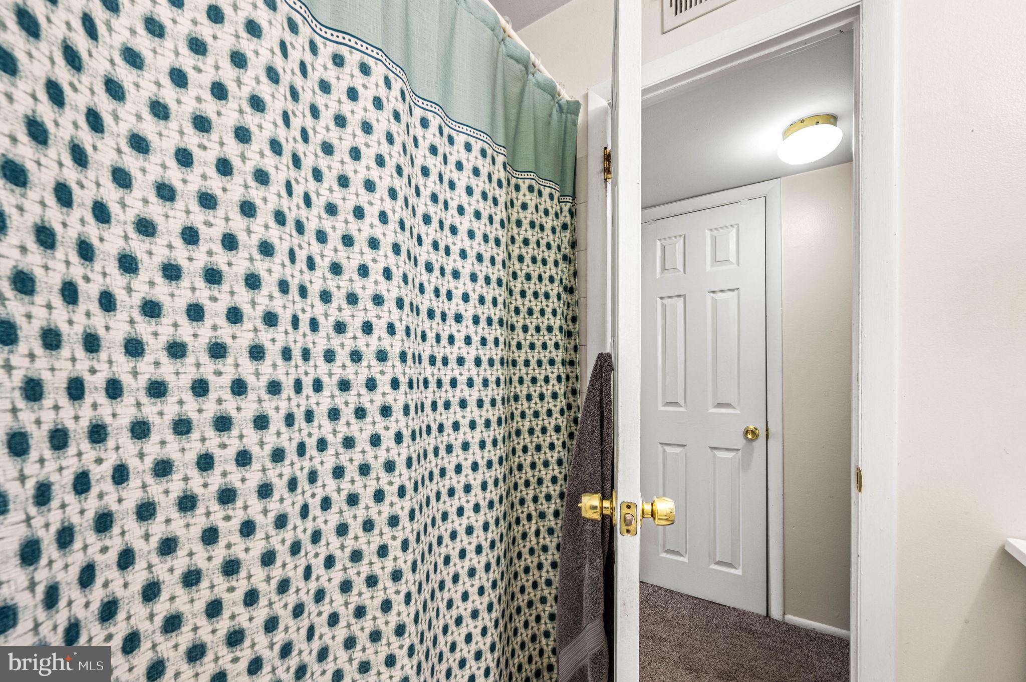 SAYBROOK VIL - Residential