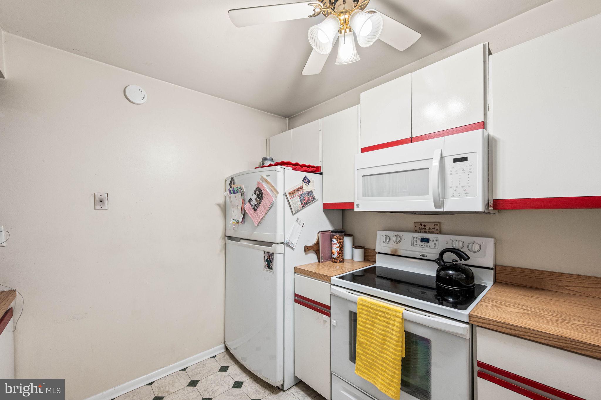 SAYBROOK VIL - Residential