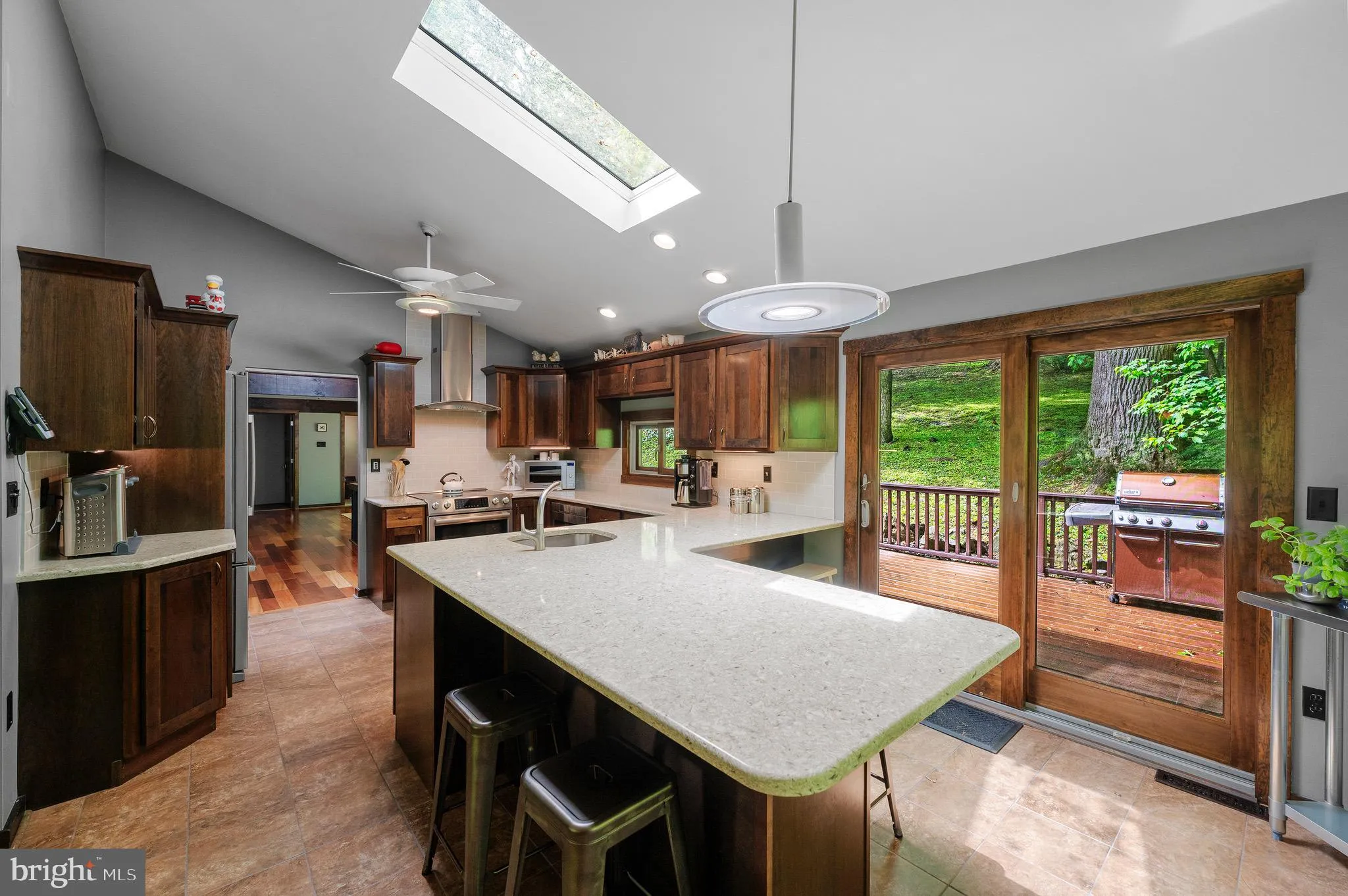 Berwyn, Pennsylvania 19312, United States, 4 Bedrooms Bedrooms, ,3 BathroomsBathrooms,Residential,Contingent,126917