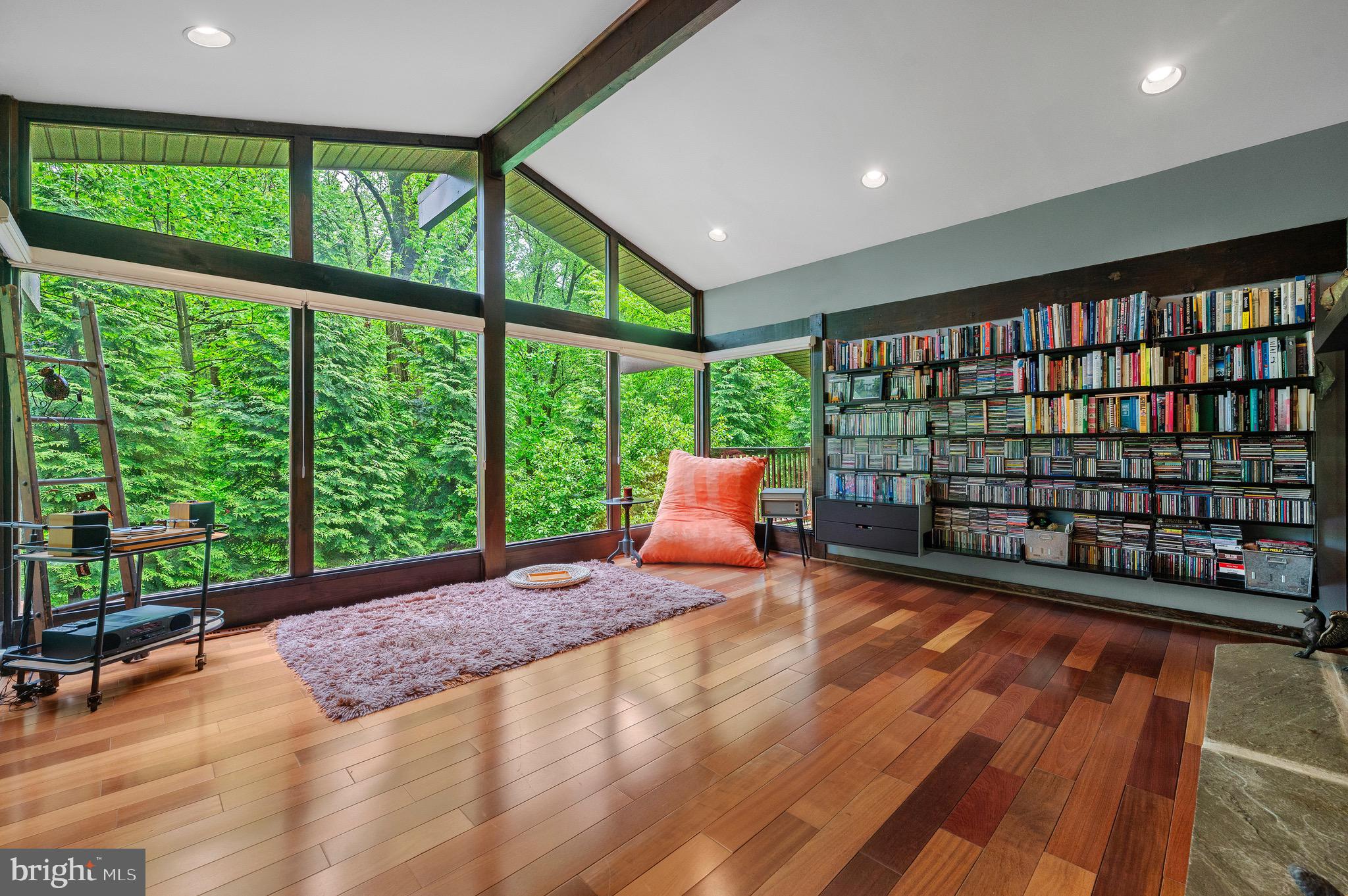 WOODLEA-CONESTOGA - Residential