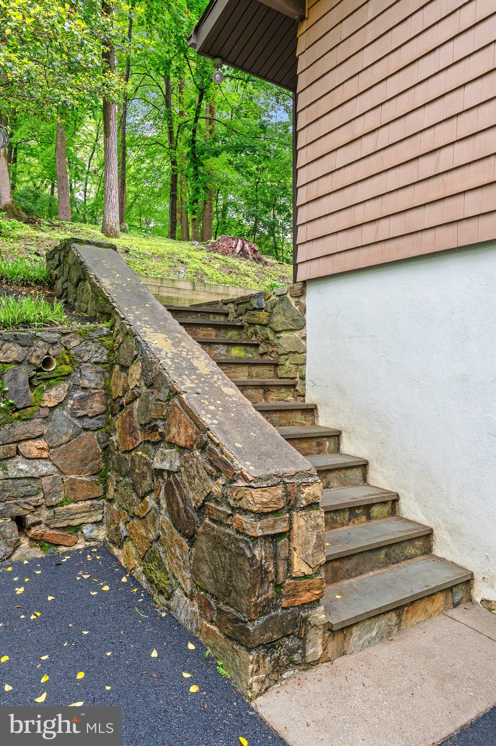 WOODLEA-CONESTOGA - Residential