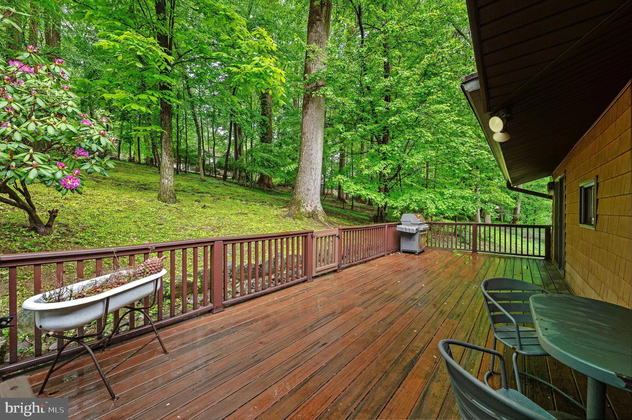 Berwyn, Pennsylvania 19312, United States, 4 Bedrooms Bedrooms, ,3 BathroomsBathrooms,Residential,Contingent,126917