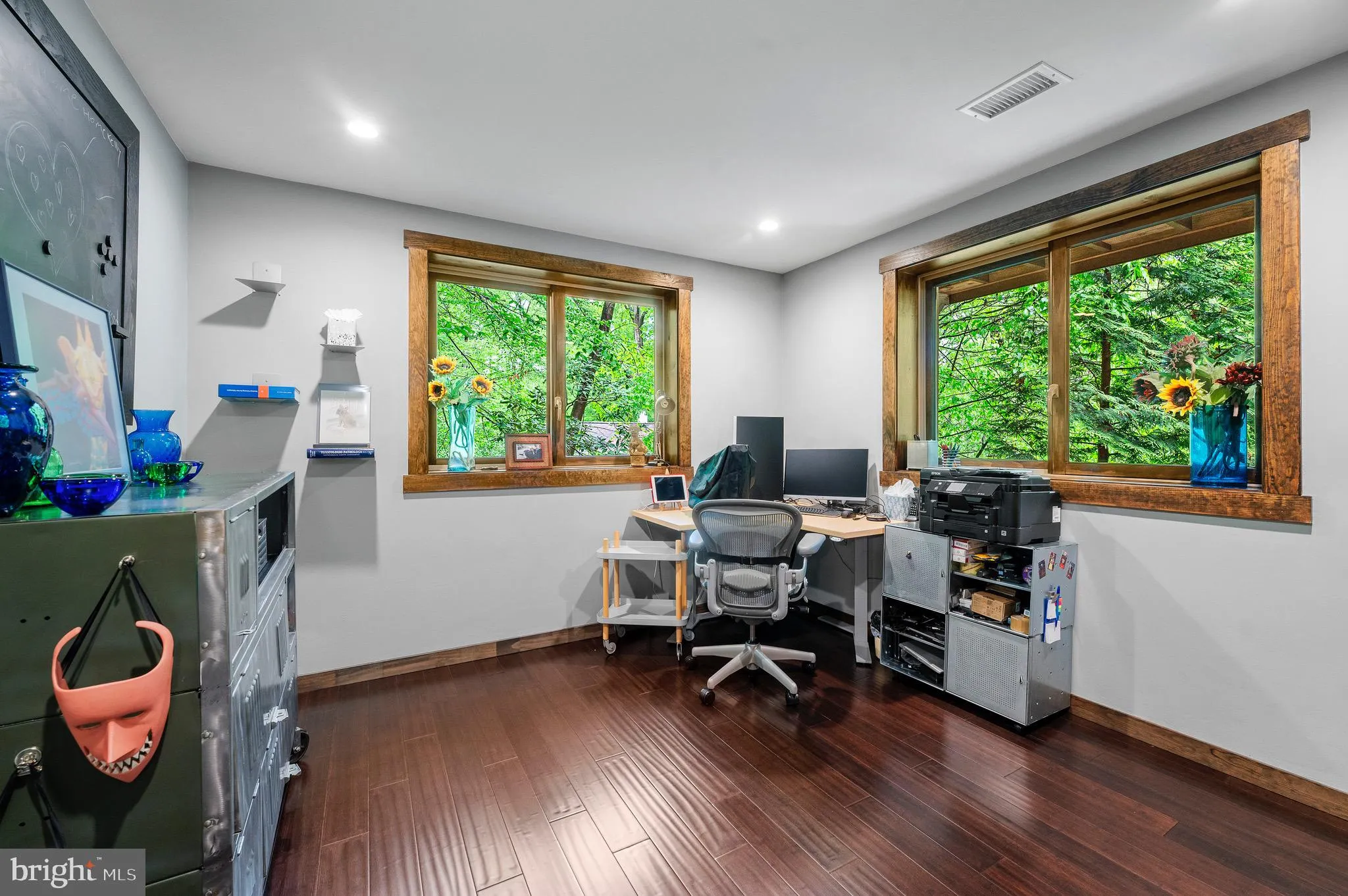 Berwyn, Pennsylvania 19312, United States, 4 Bedrooms Bedrooms, ,3 BathroomsBathrooms,Residential,Contingent,126917