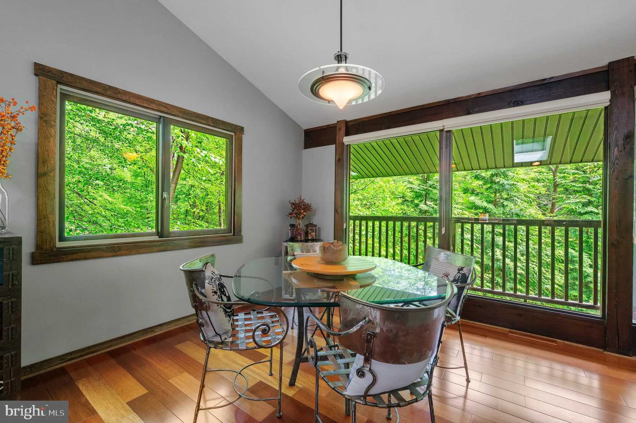 Berwyn, Pennsylvania 19312, United States, 4 Bedrooms Bedrooms, ,3 BathroomsBathrooms,Residential,Contingent,126917