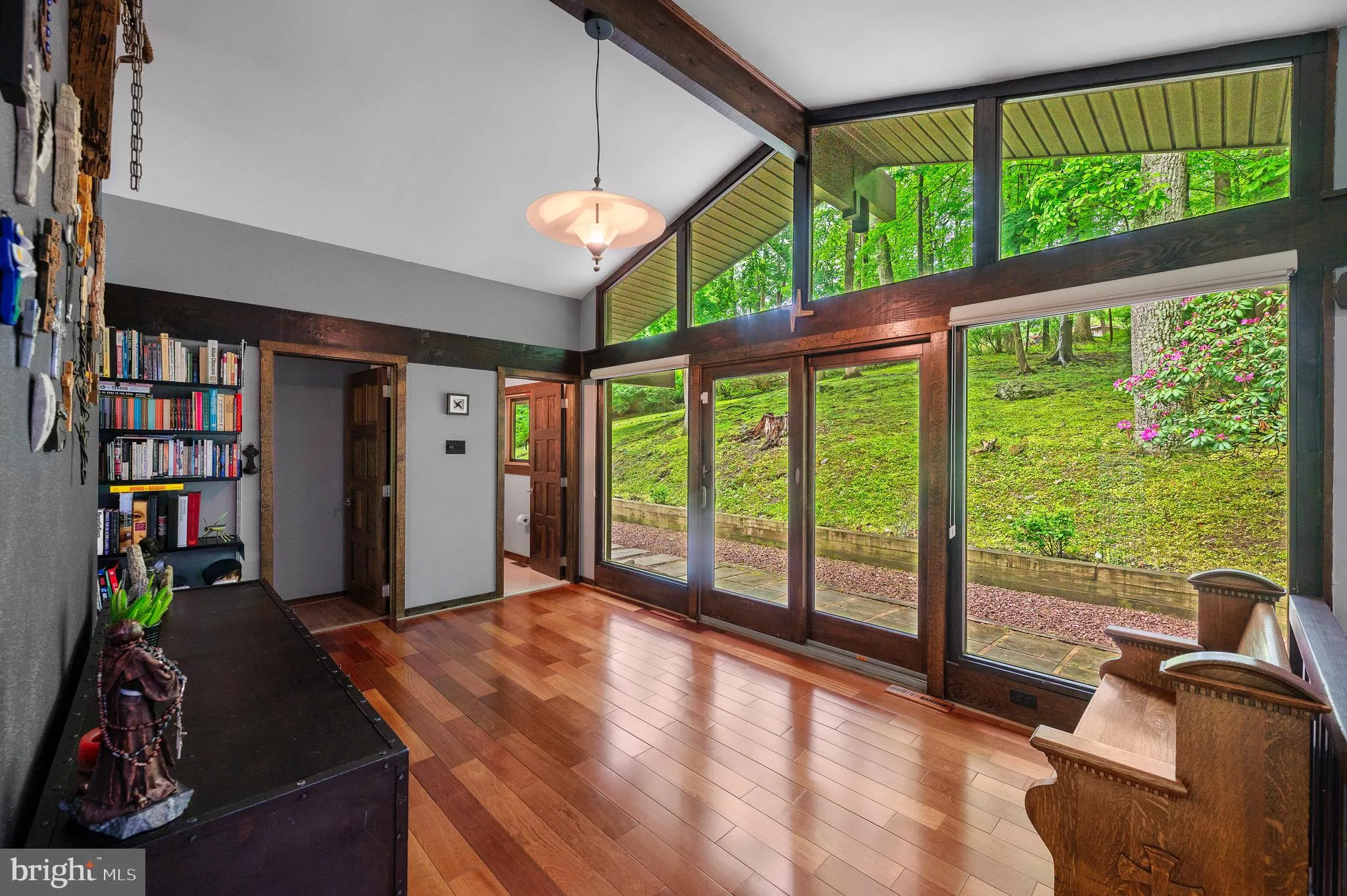 Berwyn, Pennsylvania 19312, United States, 4 Bedrooms Bedrooms, ,3 BathroomsBathrooms,Residential,Contingent,126917