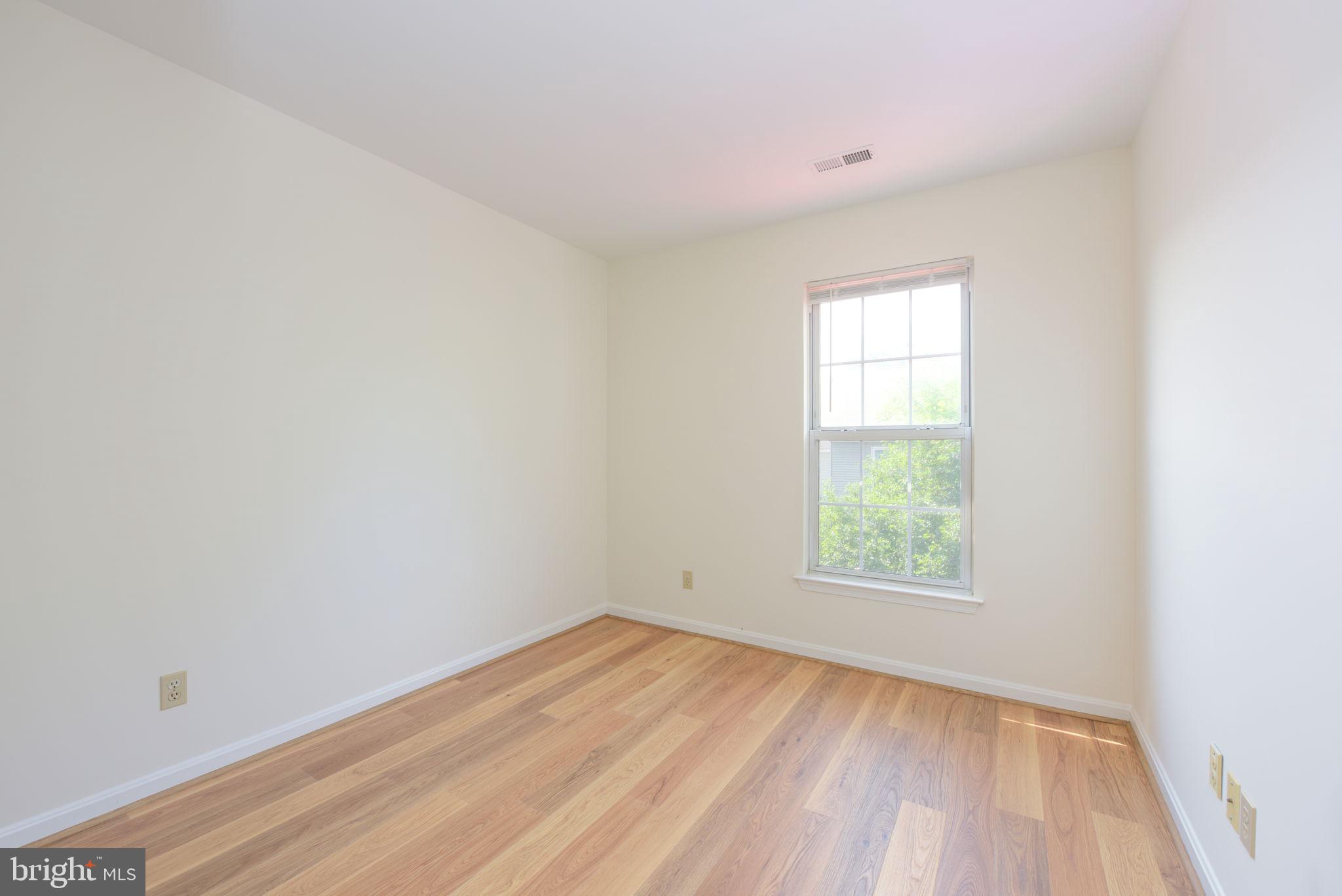 PRINCETON WOODS - Residential Lease