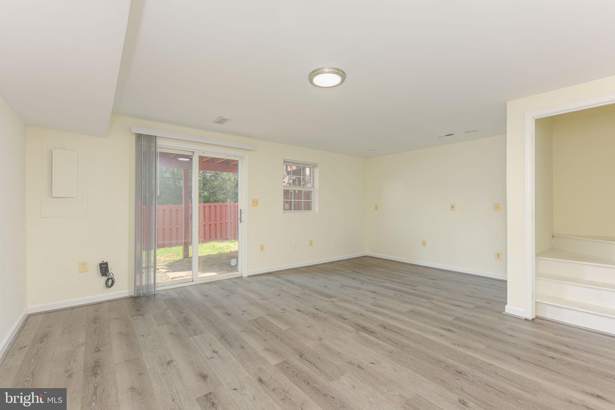 PRINCETON WOODS - Residential Lease