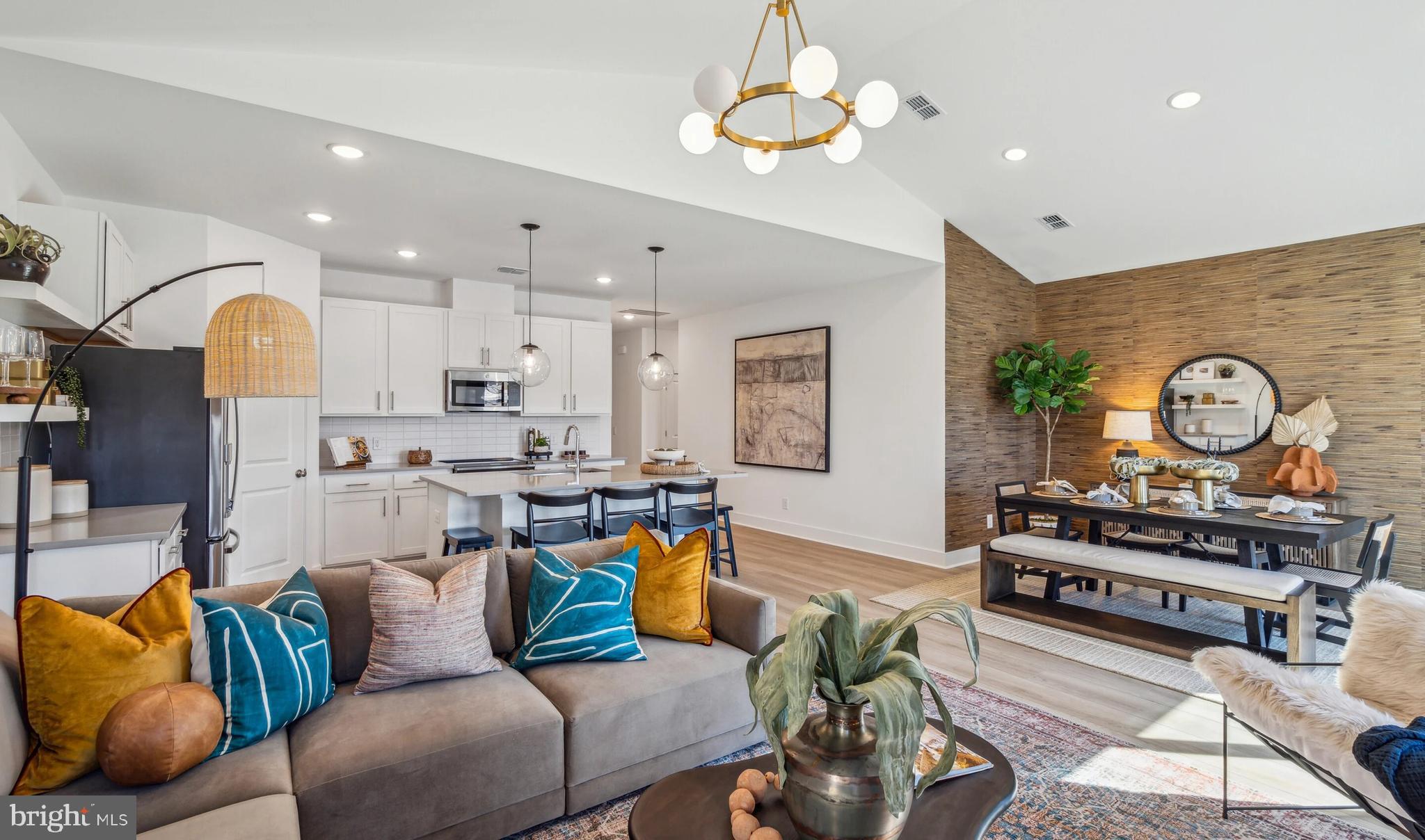 LIBERTY RUN - Residential