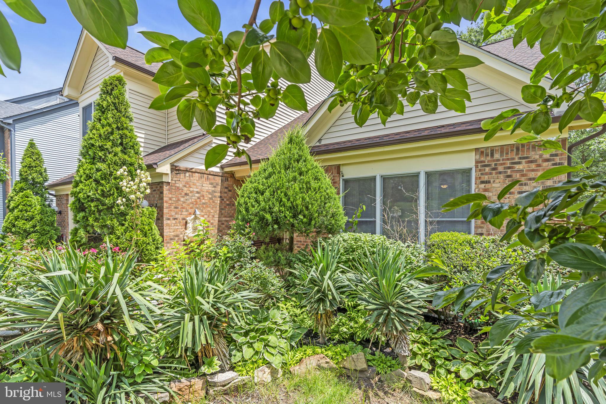 7504 WALNUT HILL LANE