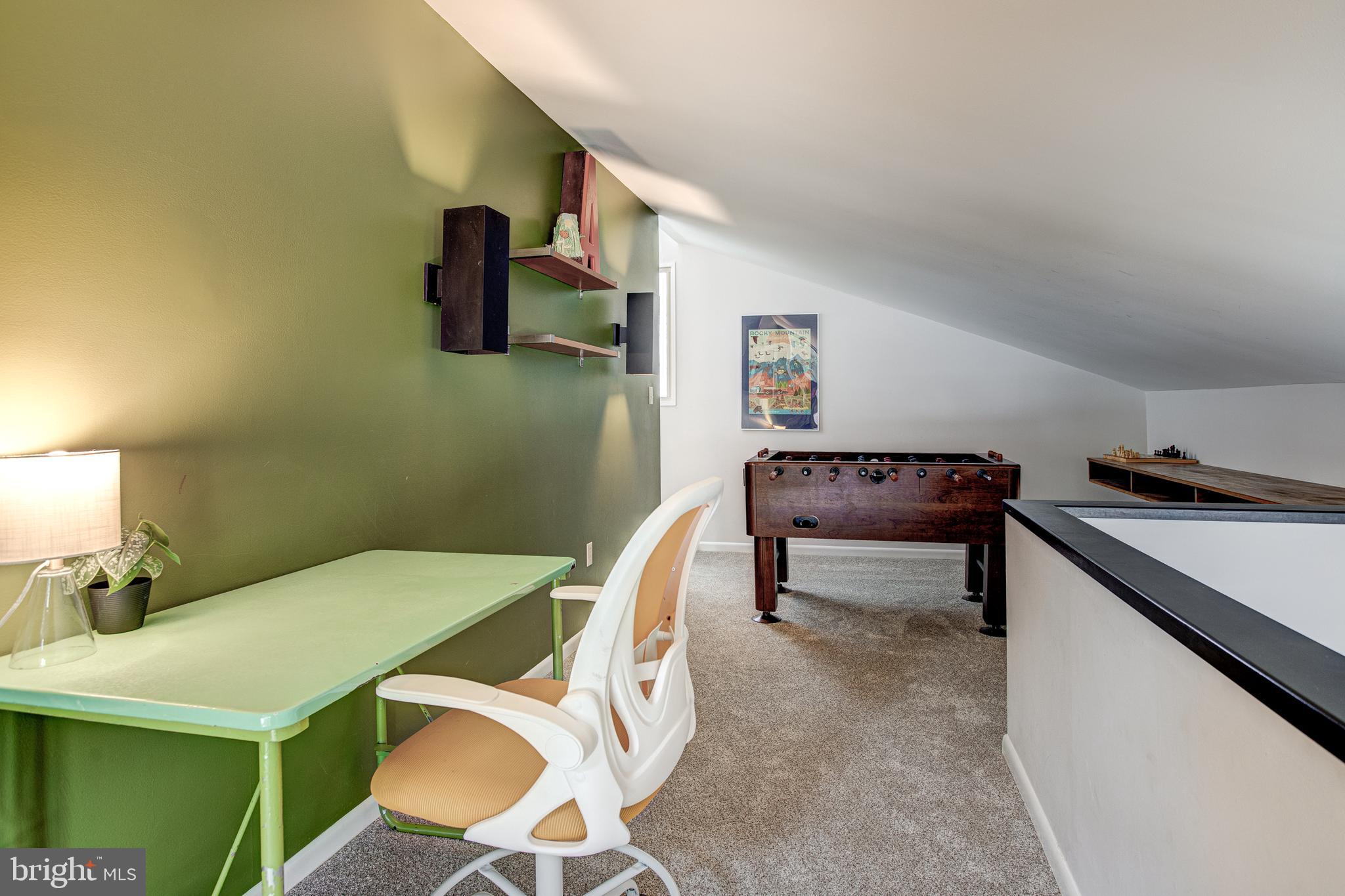 THE HILL - Residential