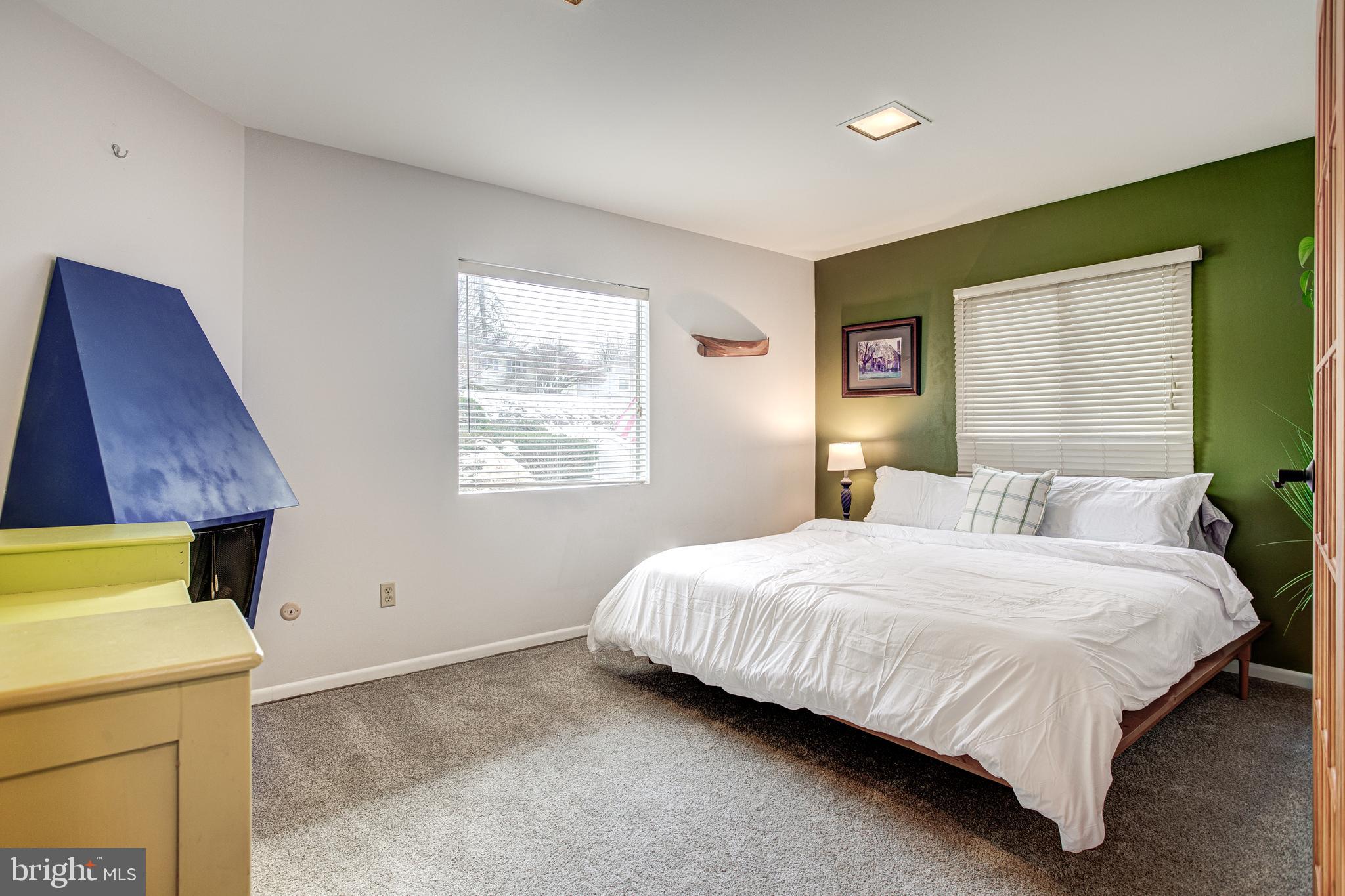 THE HILL - Residential