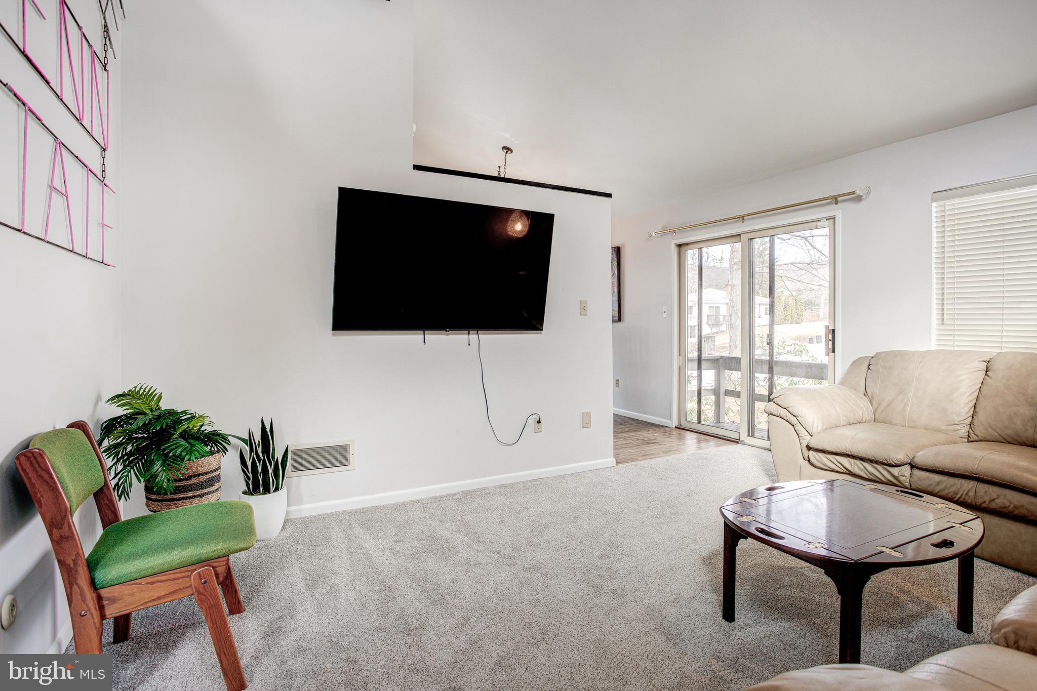 THE HILL - Residential