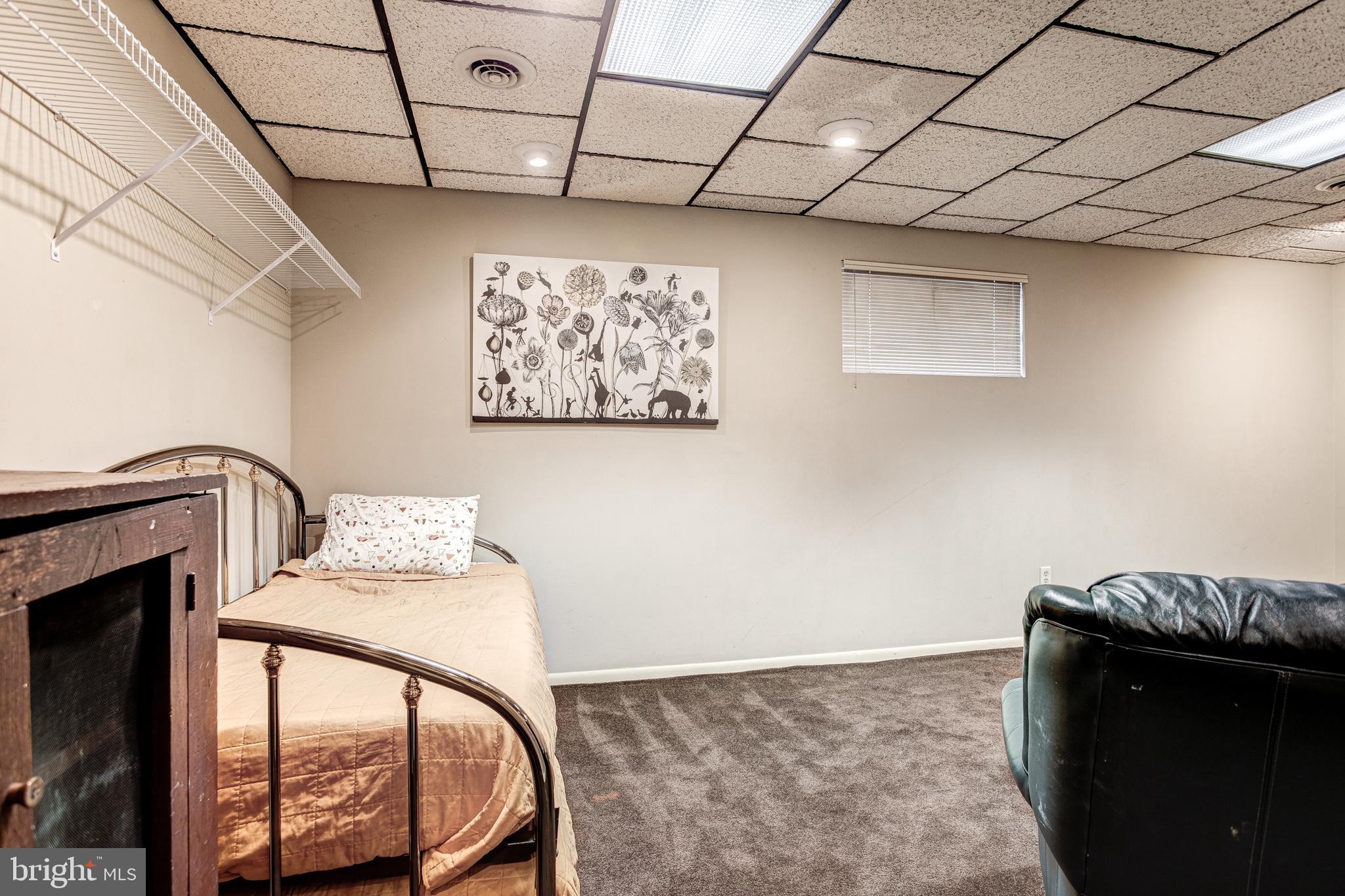 THE HILL - Residential