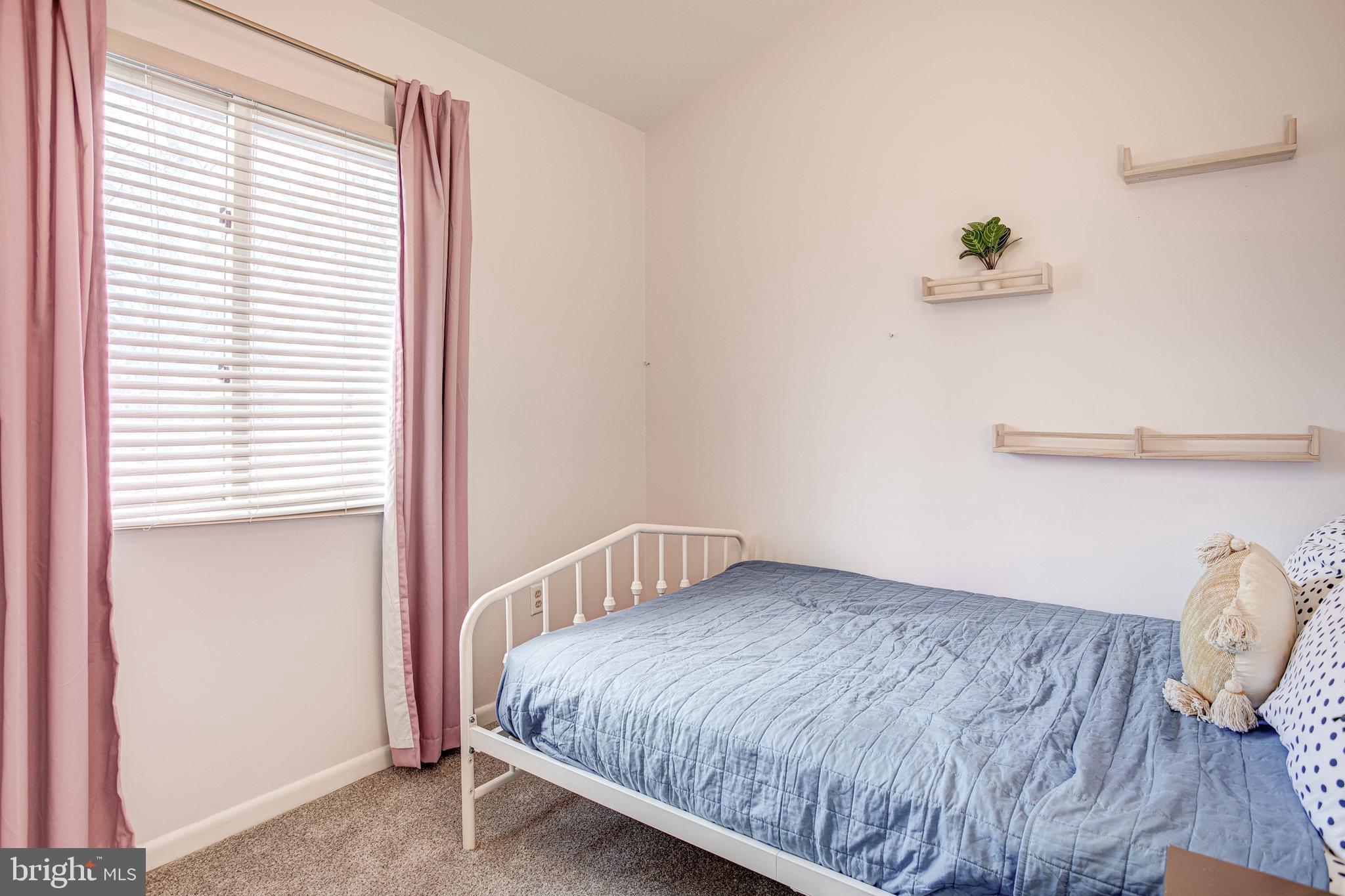 THE HILL - Residential