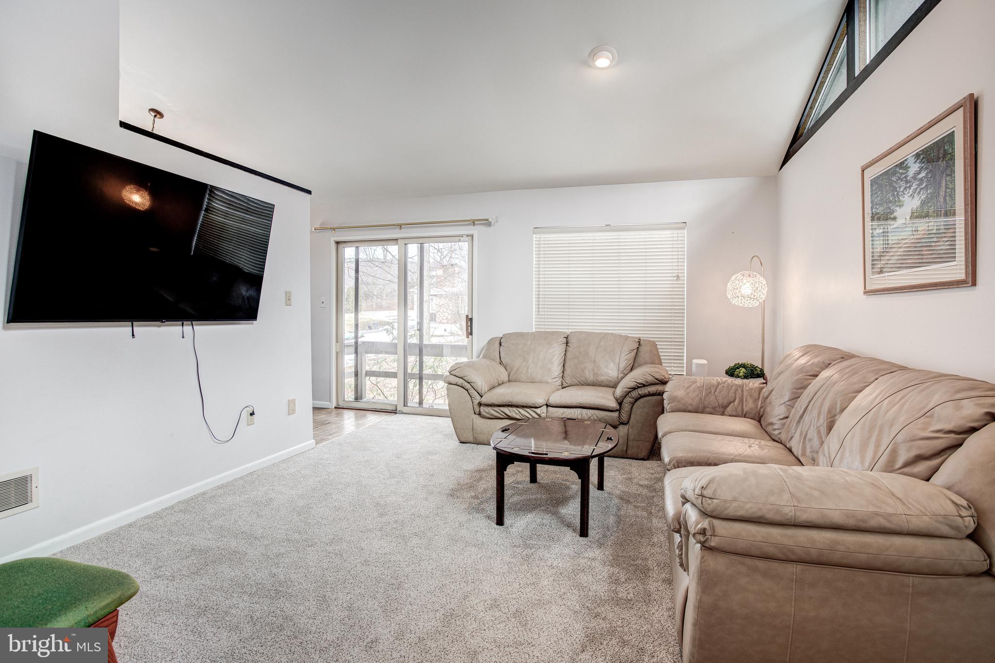 THE HILL - Residential