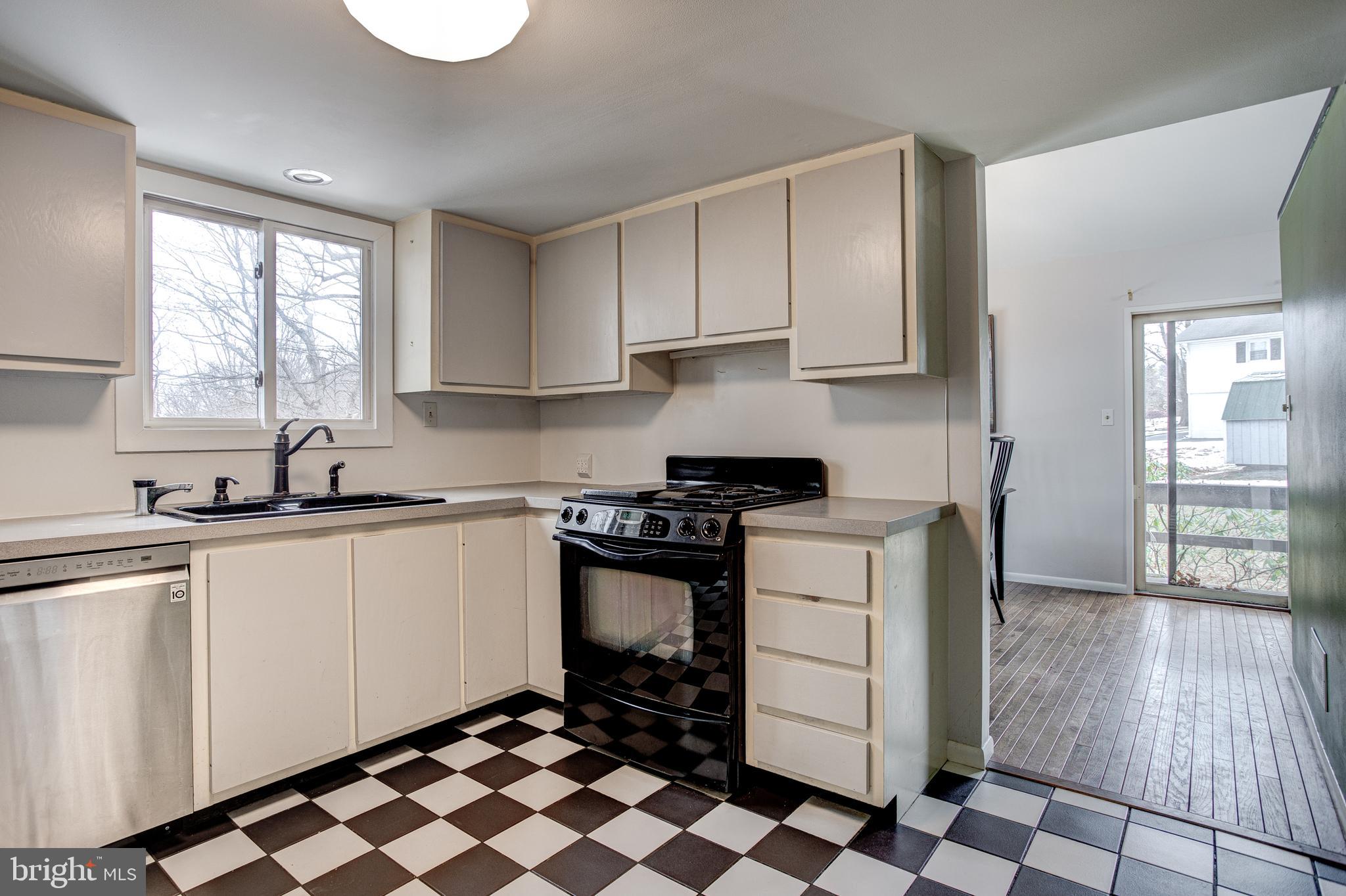 THE HILL - Residential