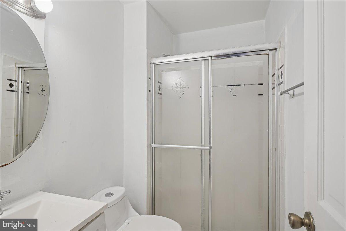 HAWTHORNE SQUARE - Residential