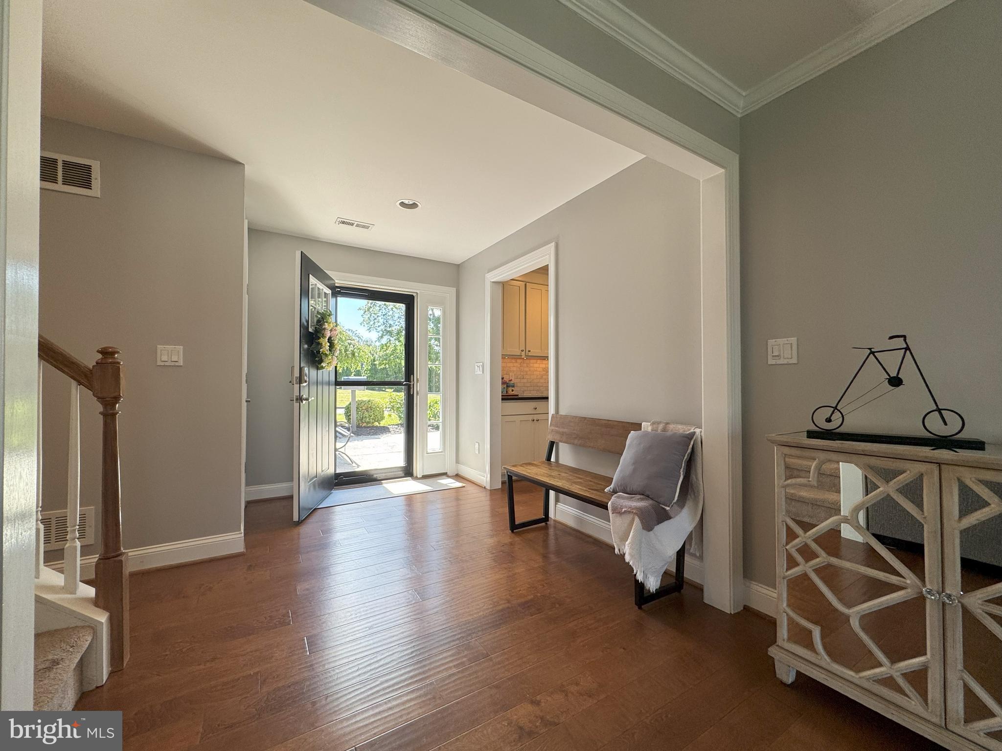 61 ROSE APPLE ROAD