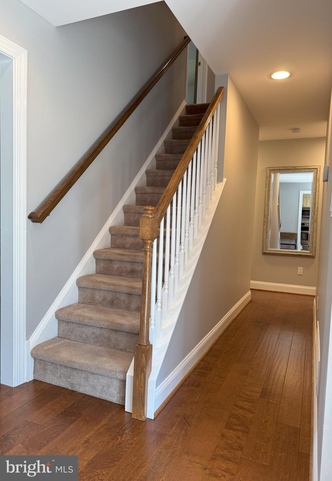 61 ROSE APPLE ROAD