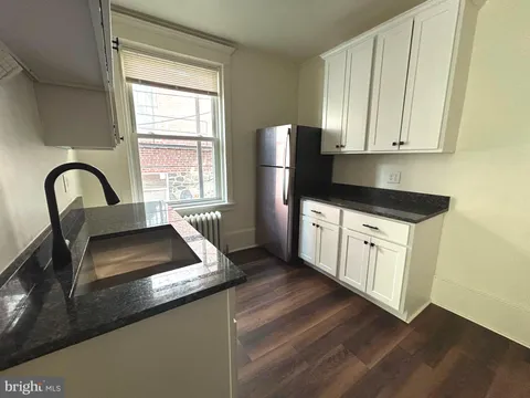 MLS: DENC2081232