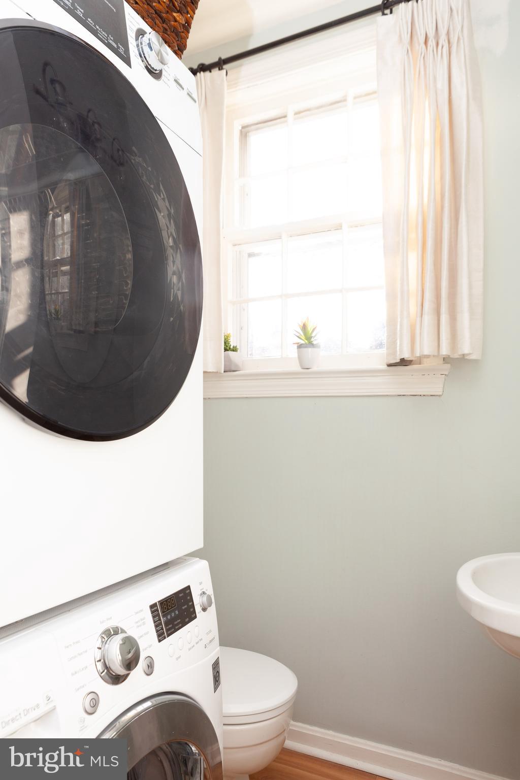 OLD TOWN ALEXANDRIA - Residential Lease