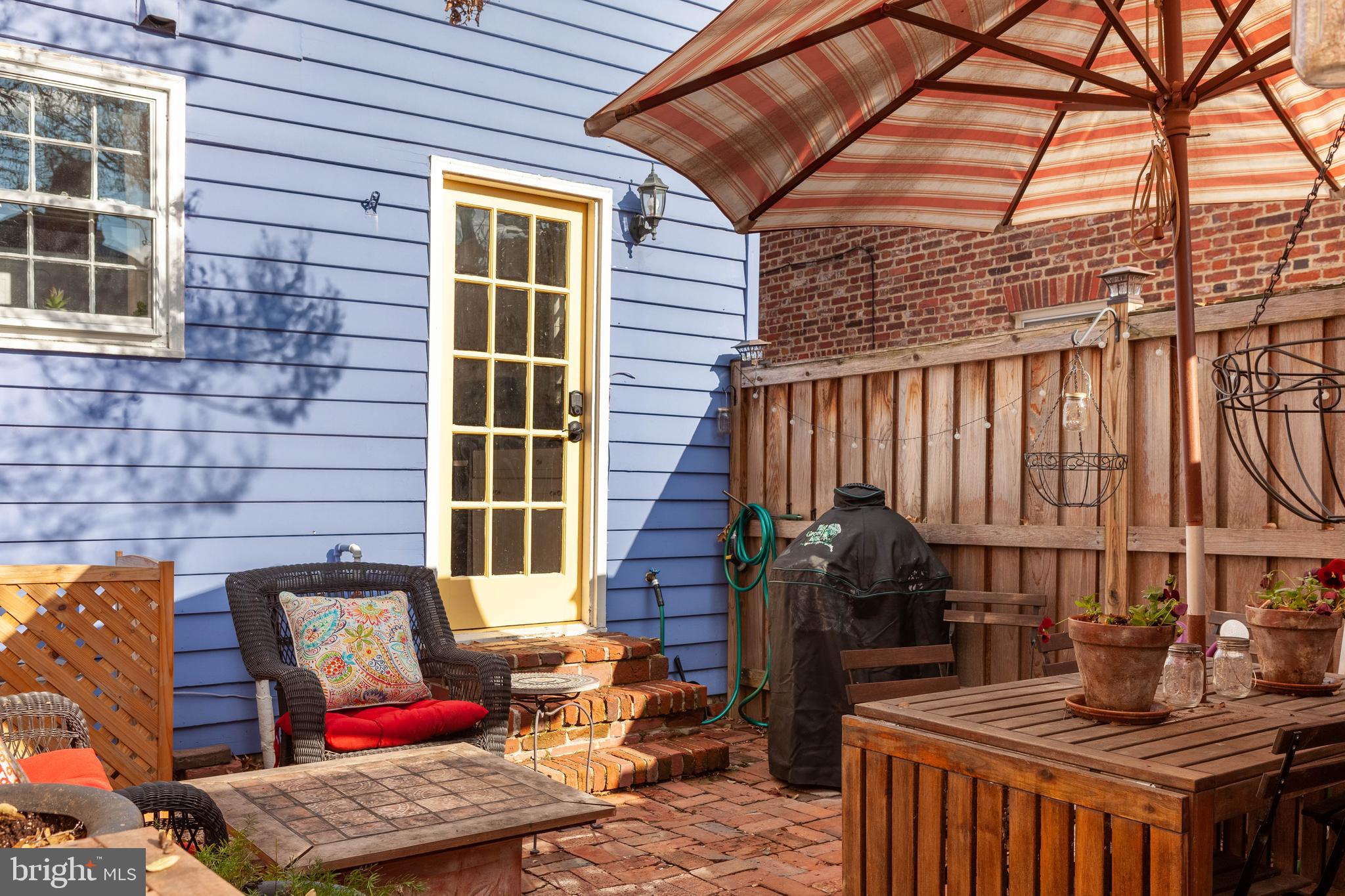 OLD TOWN ALEXANDRIA - Residential Lease