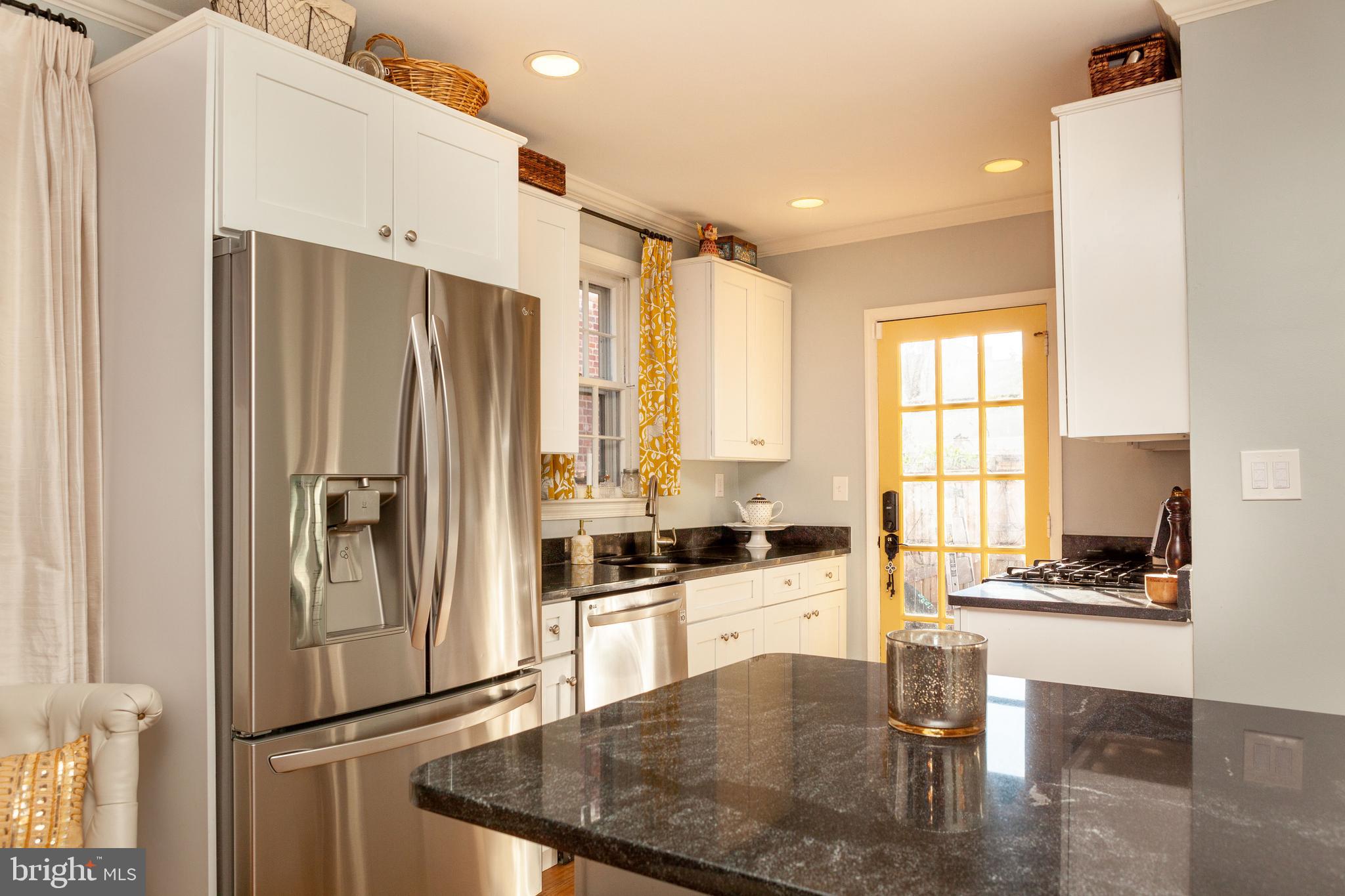 OLD TOWN ALEXANDRIA - Residential Lease