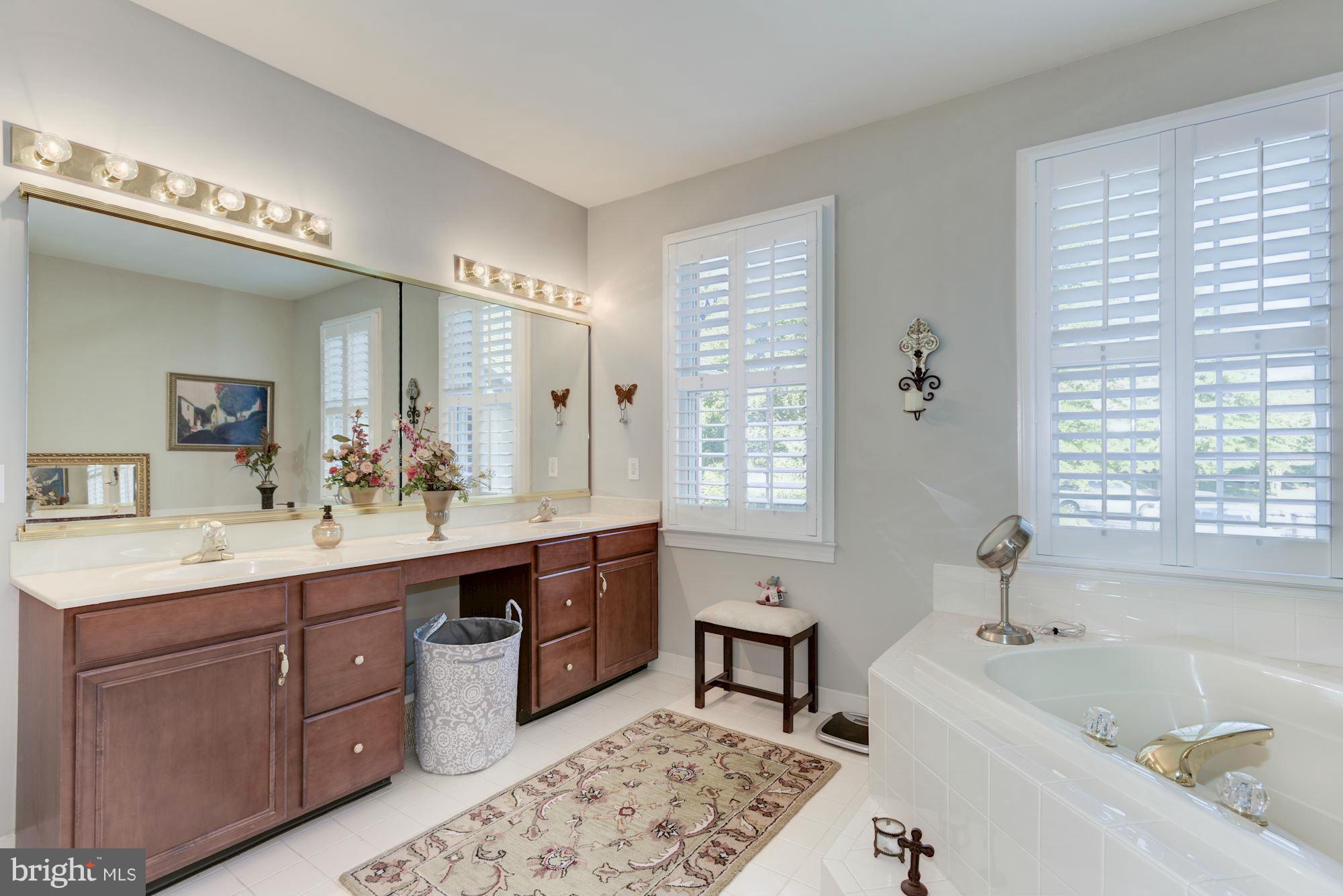 BELMONT - Residential Lease