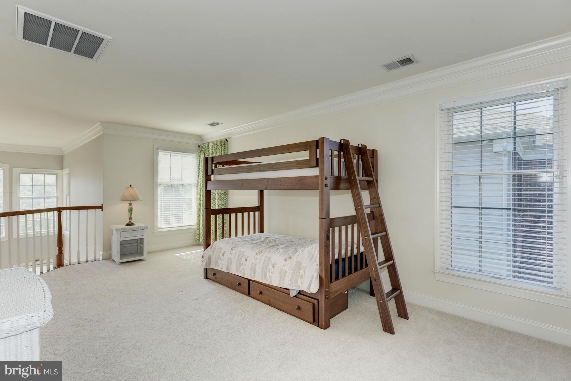 BELMONT - Residential Lease