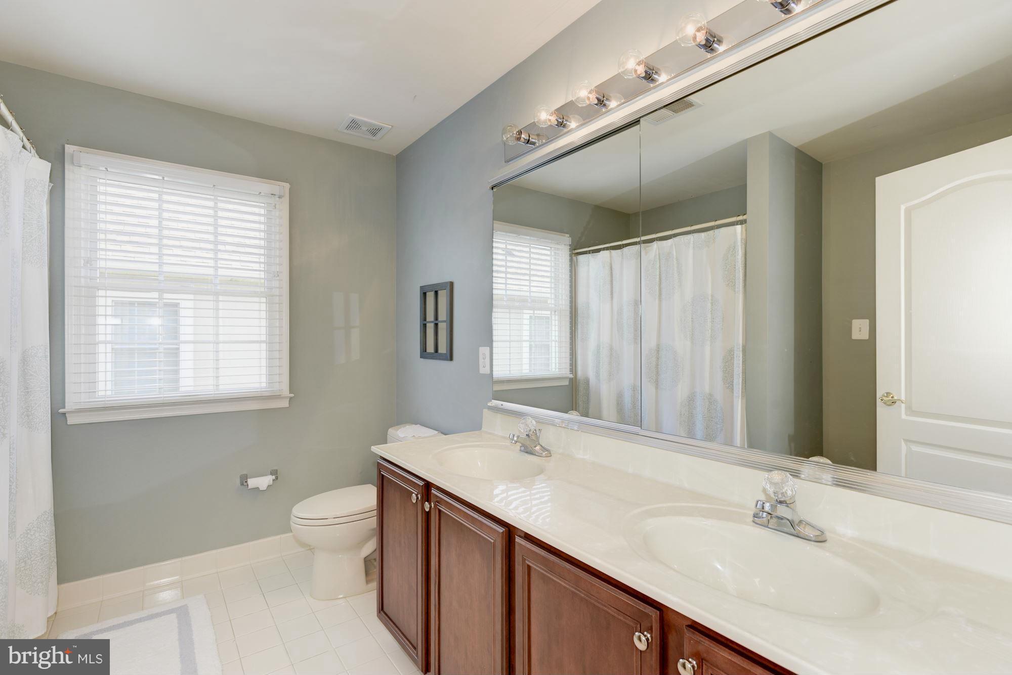 BELMONT - Residential Lease