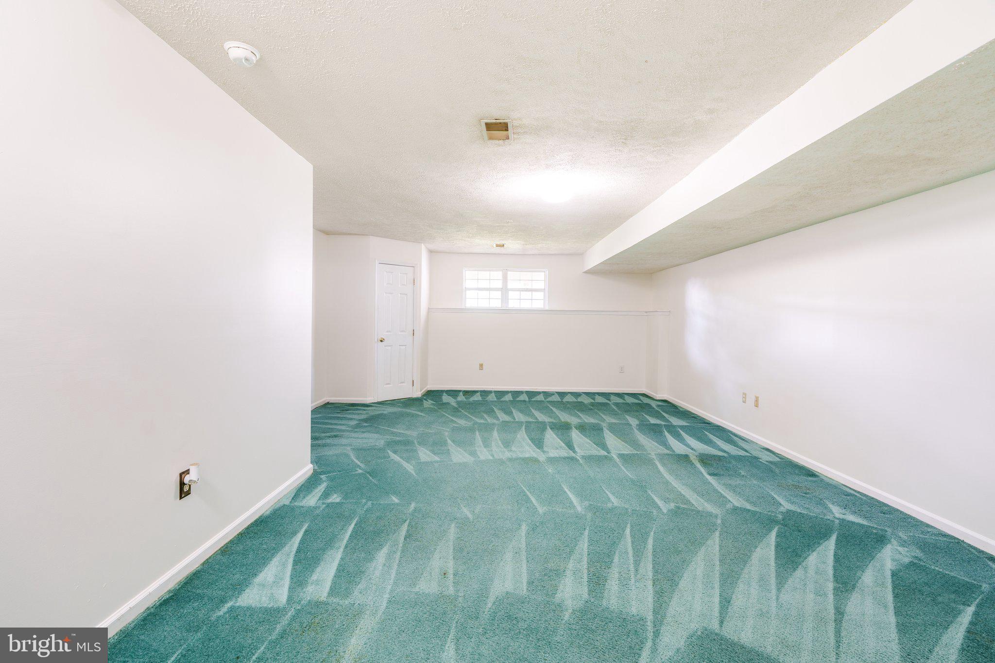 PERSIMMON CREEK - Residential