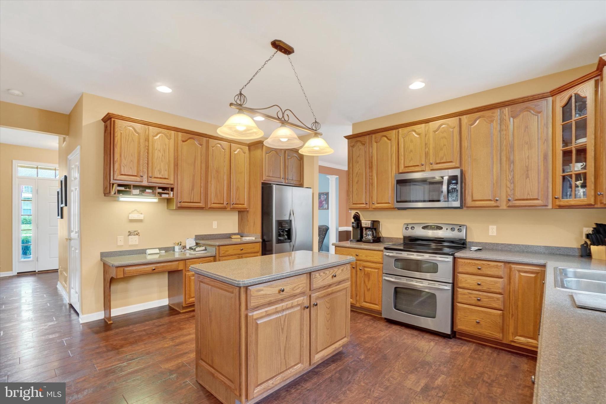 ROYAL OAKS - Residential