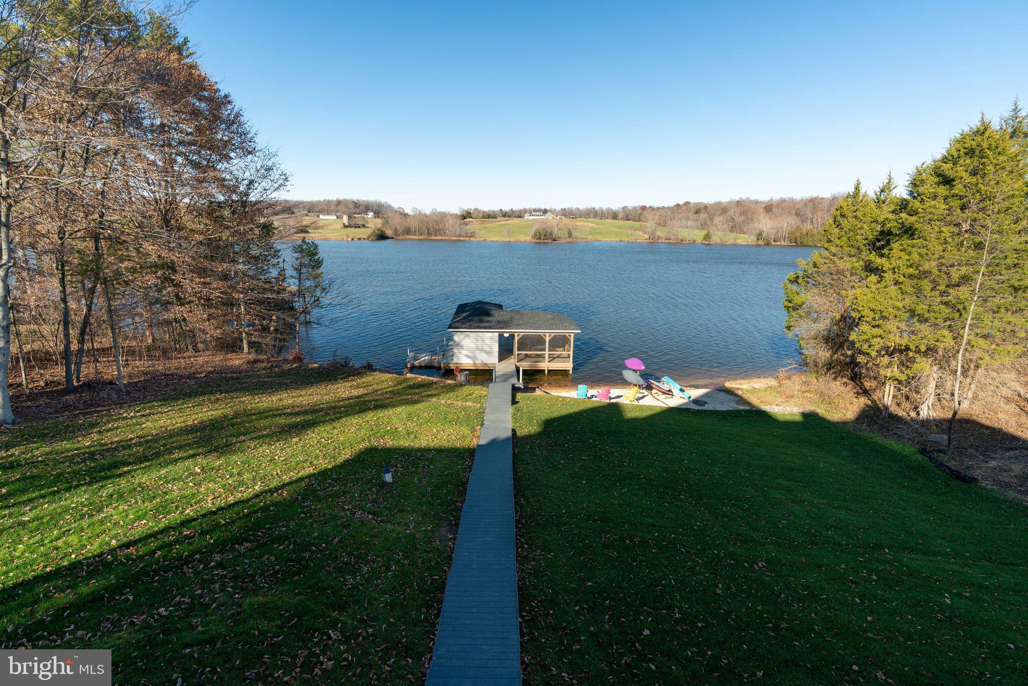 SUMMERVIEW POINT - Residential