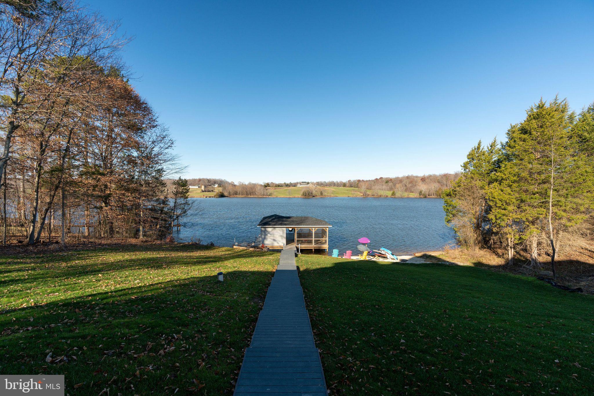 SUMMERVIEW POINT - Residential